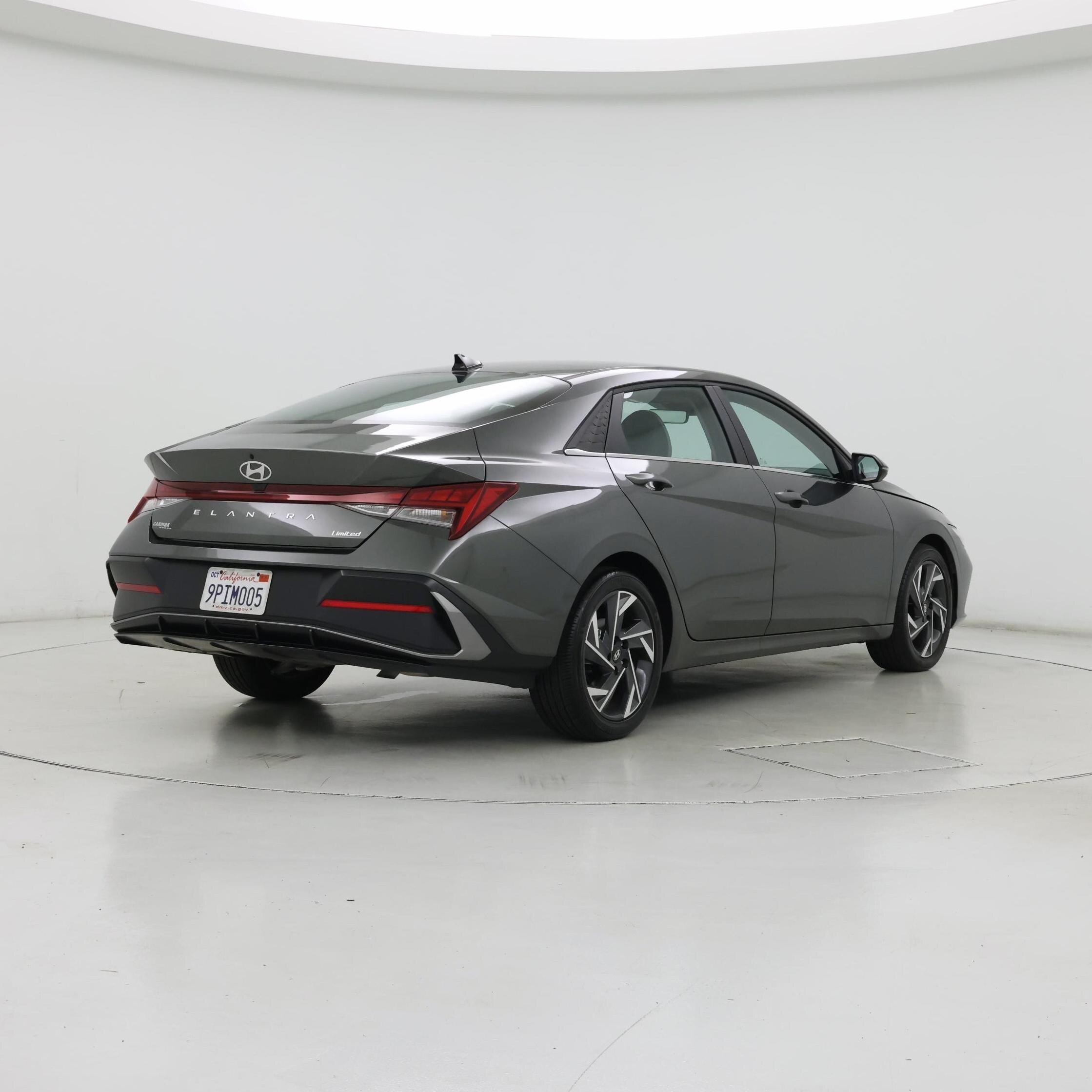 Thumbnail: 2025 Hyundai Elantra - 8