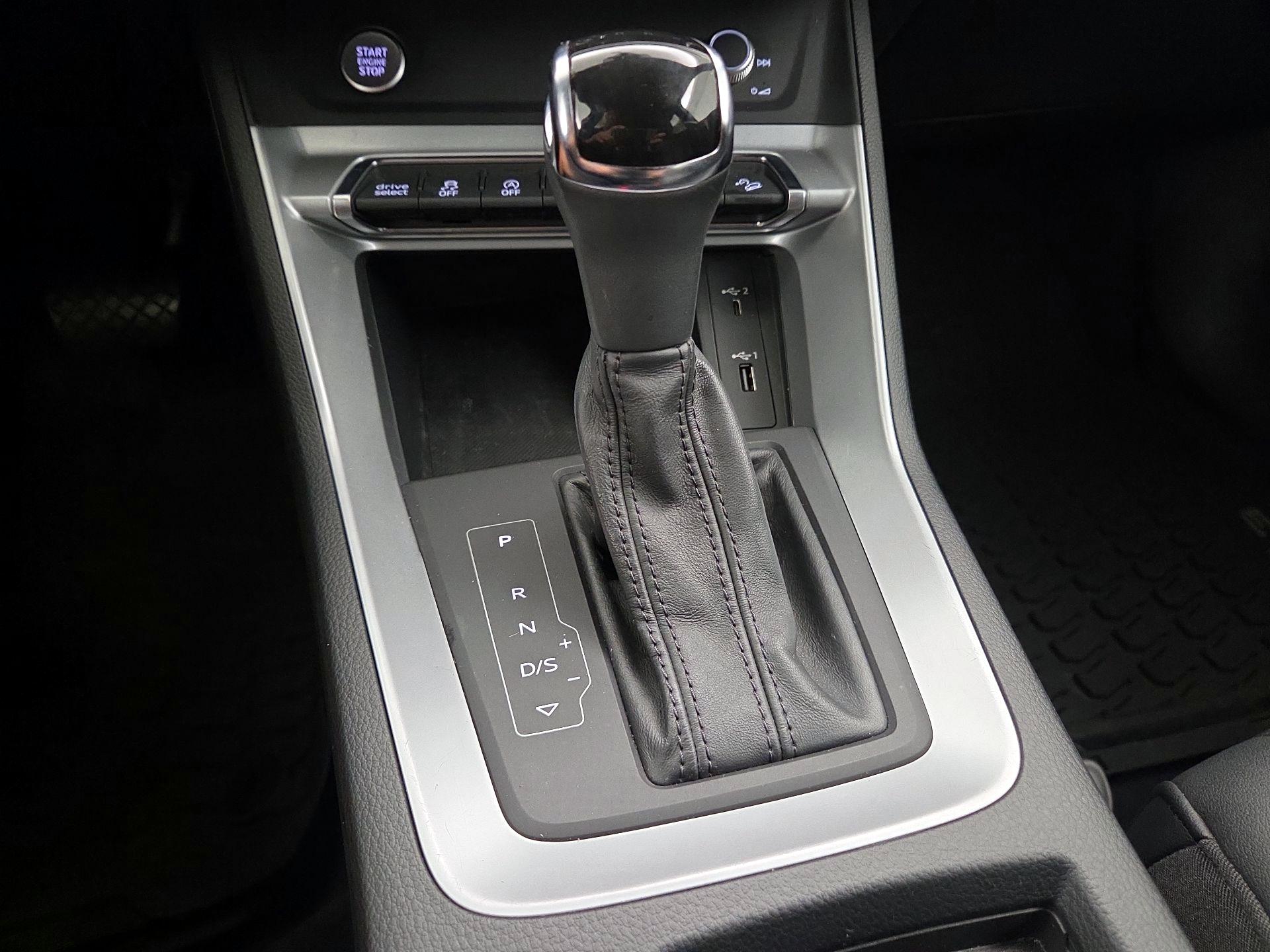 Thumbnail: 2020 Audi Q3 - 17