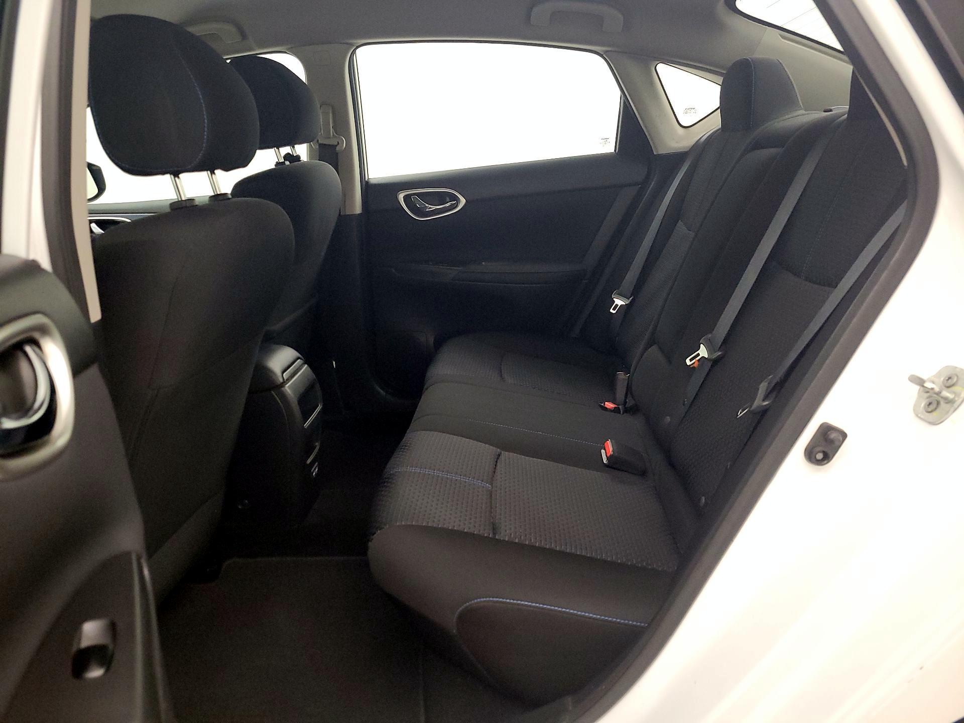 Thumbnail: 2019 Nissan Sentra - 19