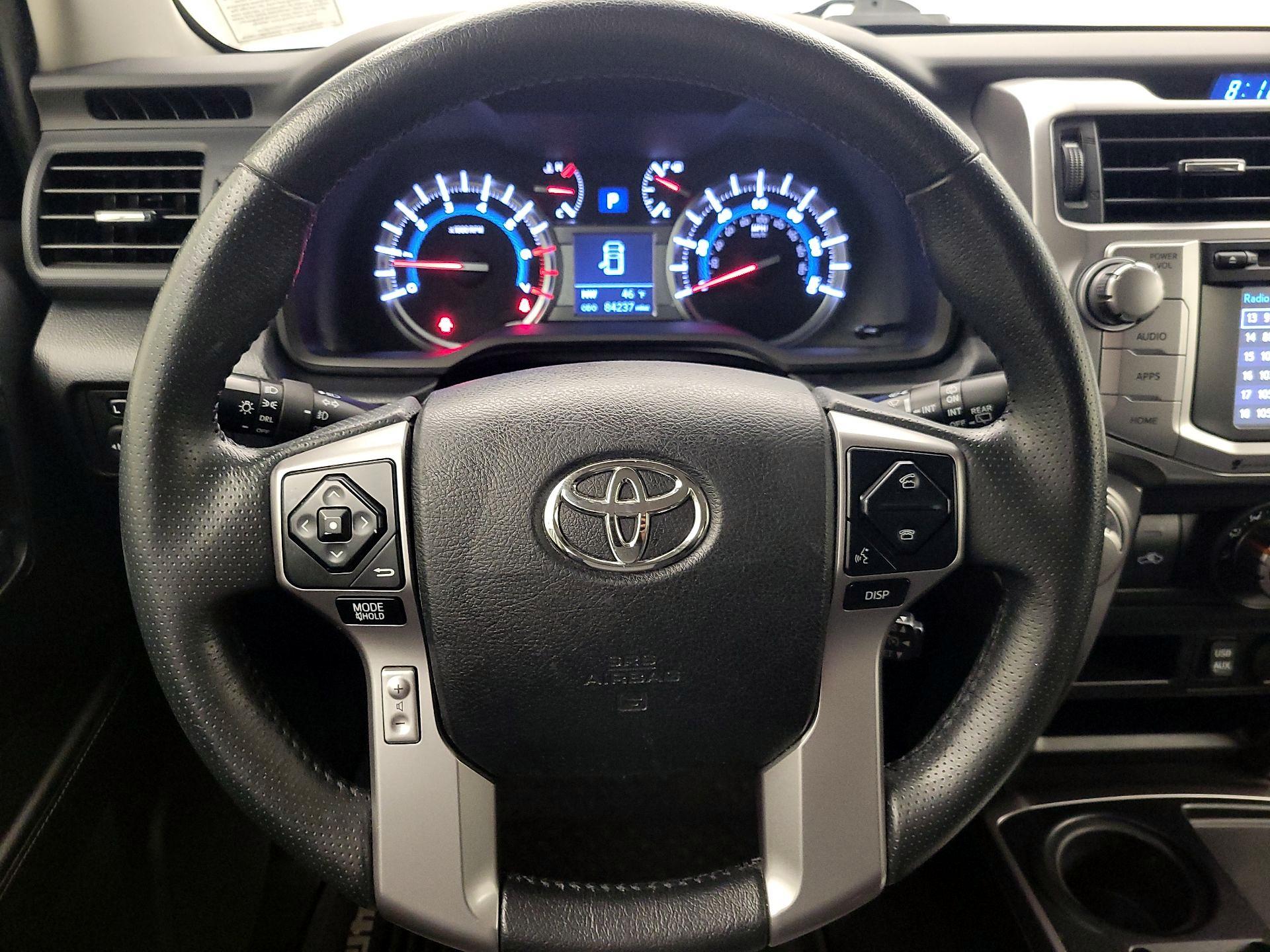 Thumbnail: 2017 Toyota 4Runner - 10