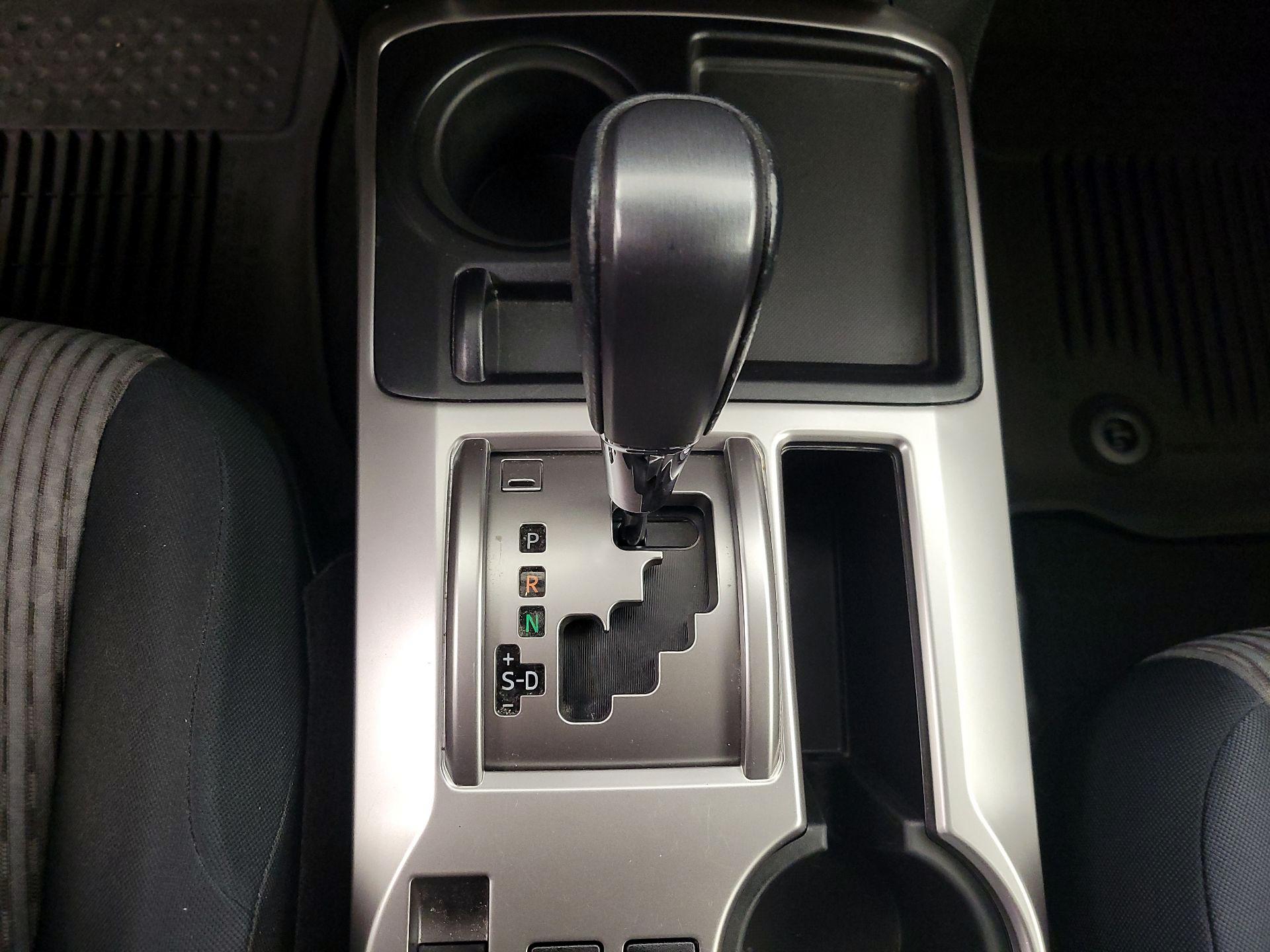 Thumbnail: 2017 Toyota 4Runner - 17