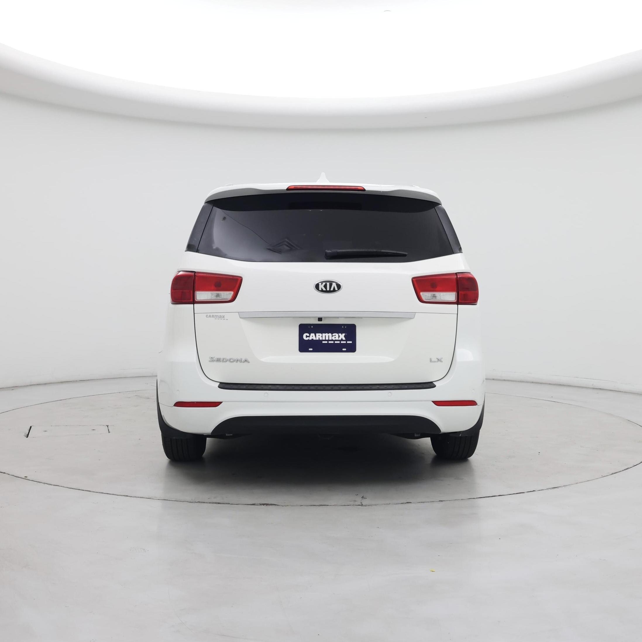 Thumbnail: 2016 Kia Sedona - 6