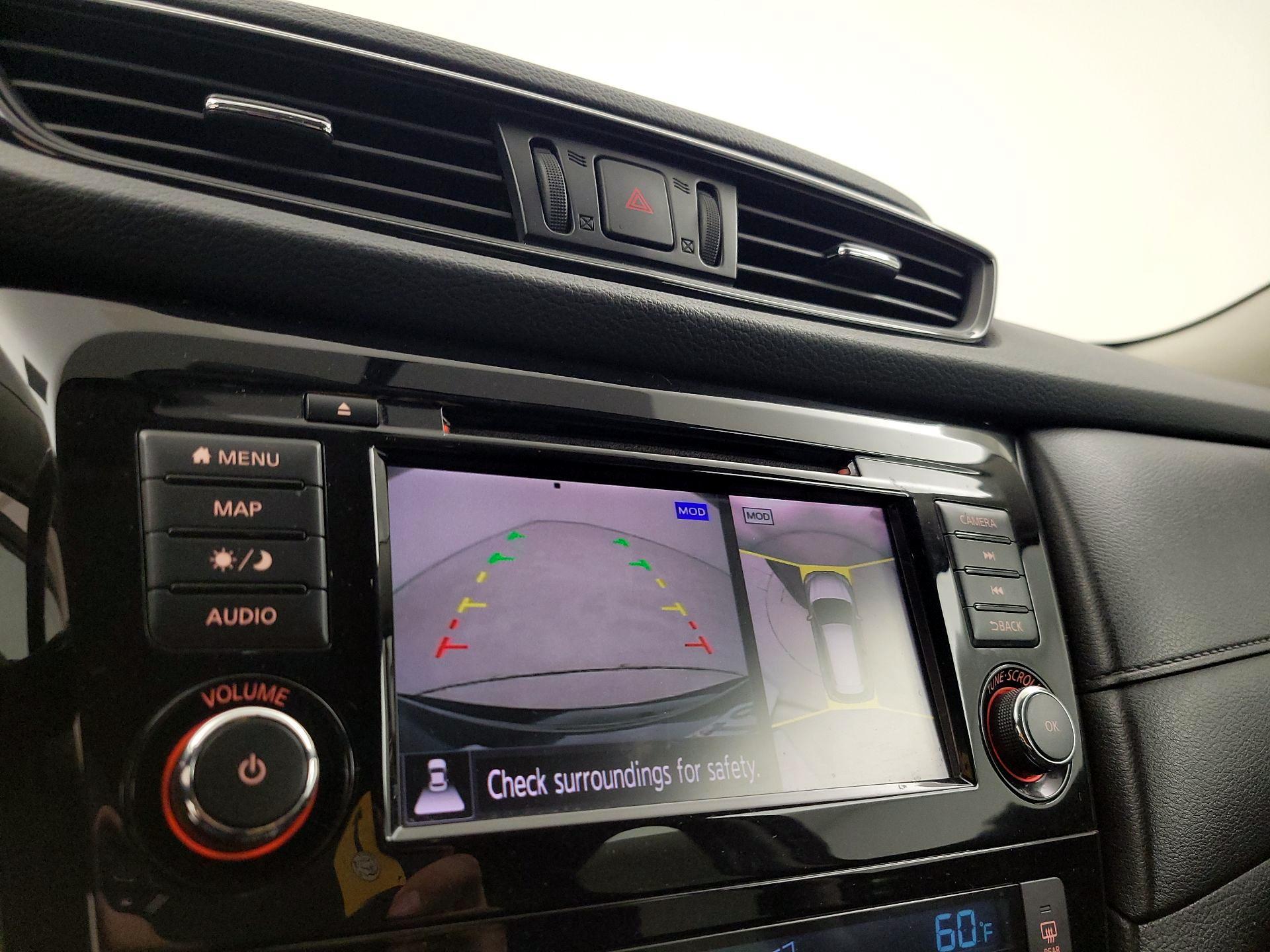 Thumbnail: 2018 Nissan Rogue - 14