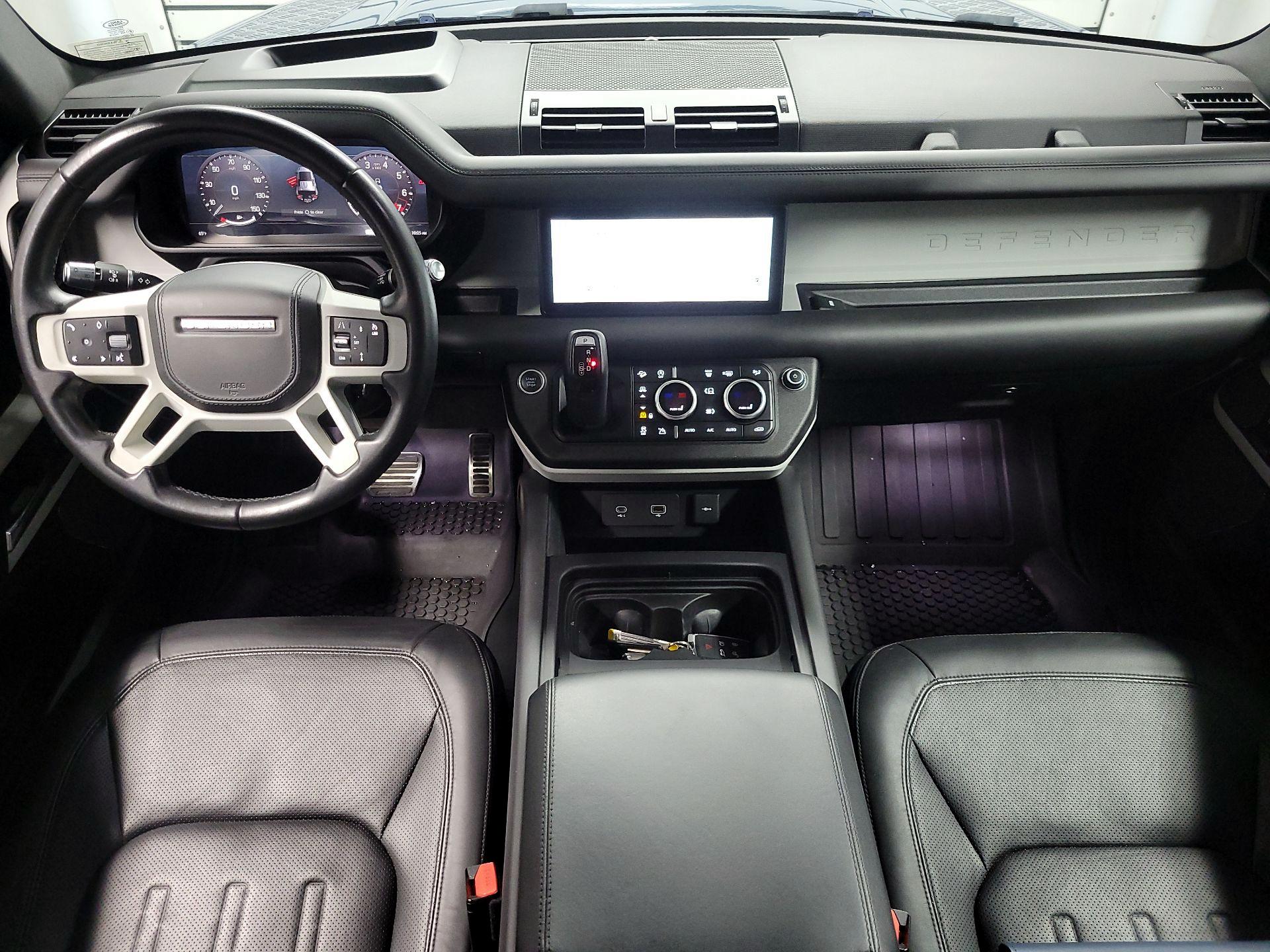 Thumbnail: 2020 Land Rover Defender - 9