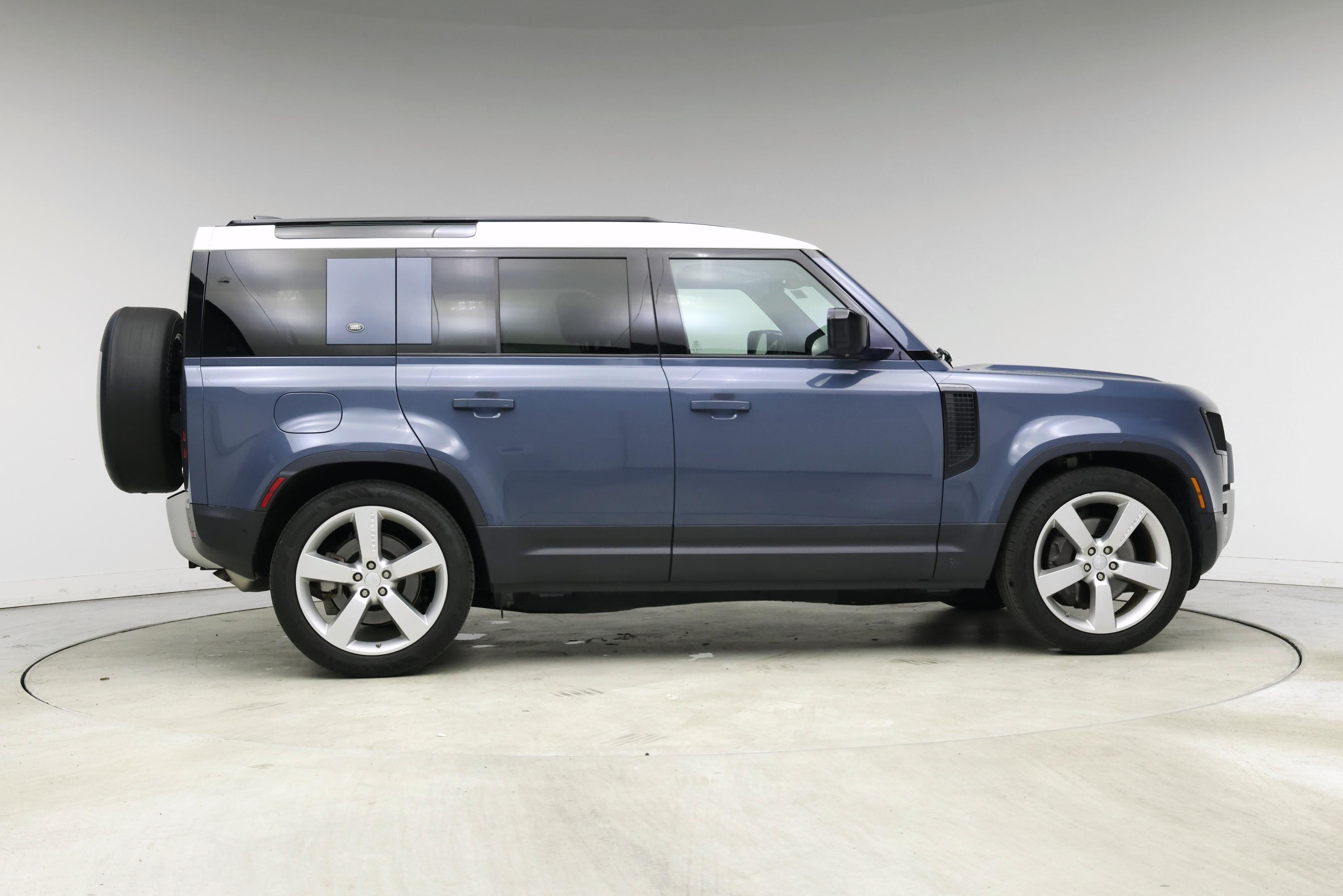 Thumbnail: 2020 Land Rover Defender - 7