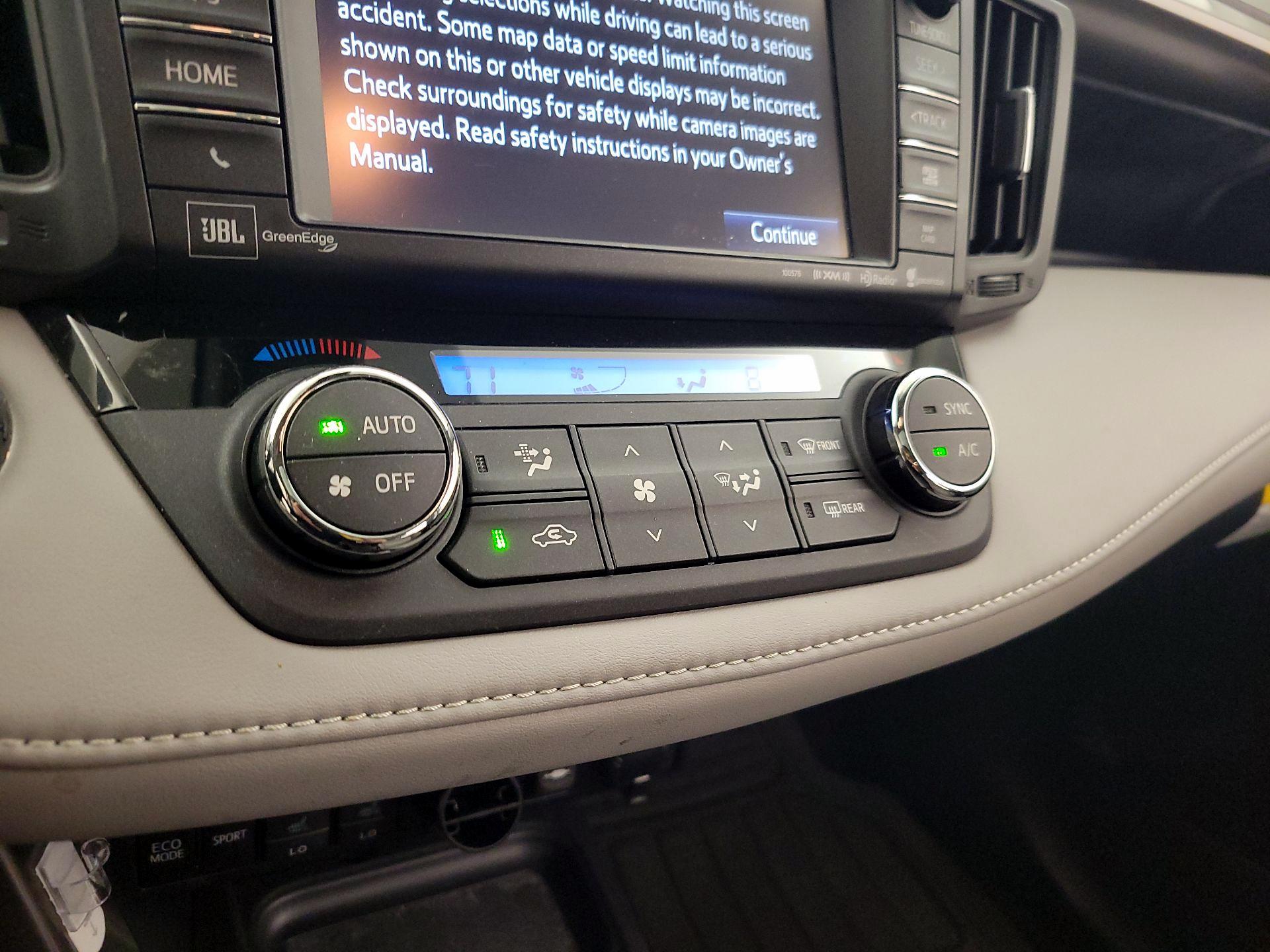 Thumbnail: 2016 Toyota RAV4 - 16