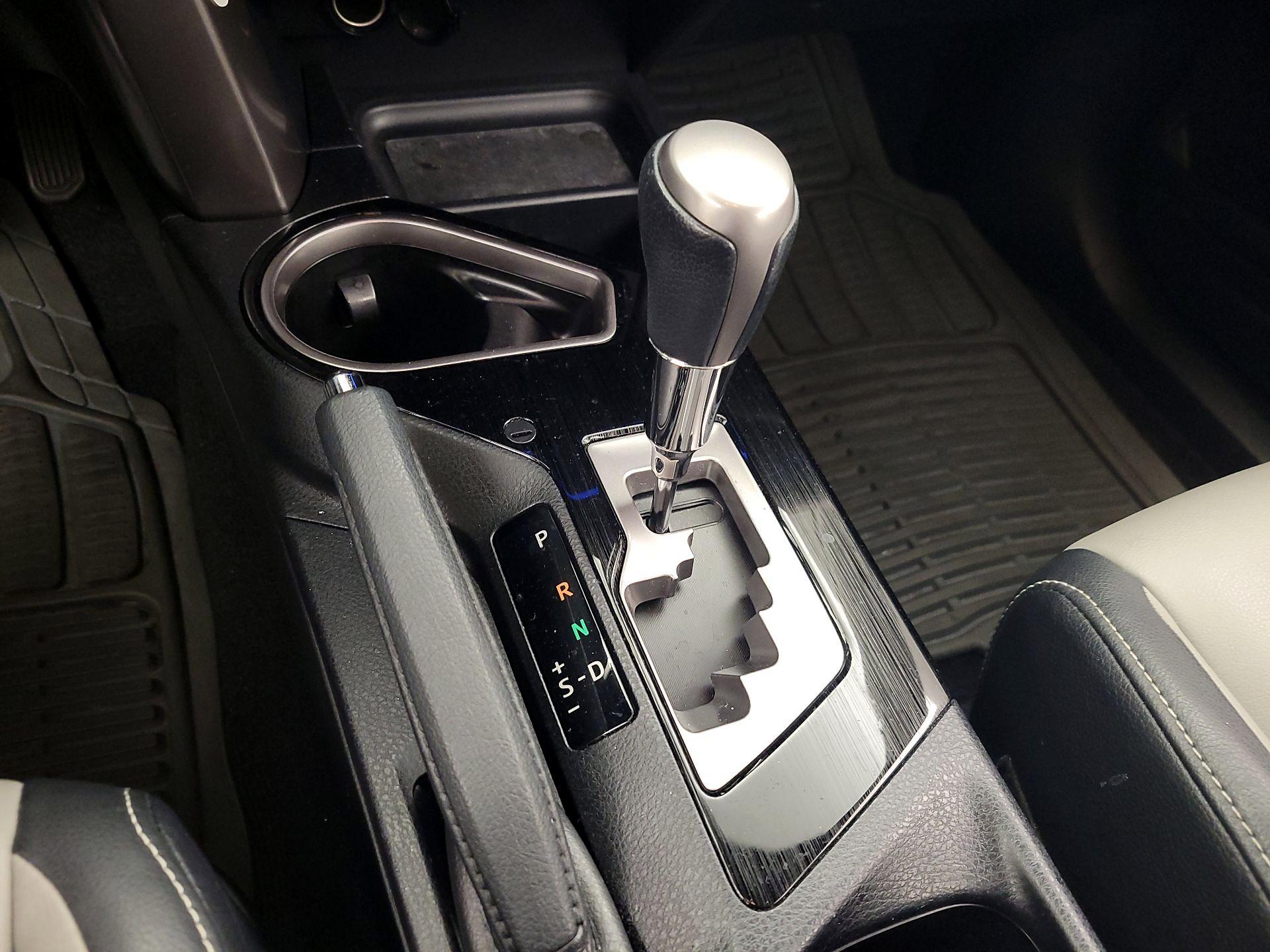 Thumbnail: 2016 Toyota RAV4 - 17