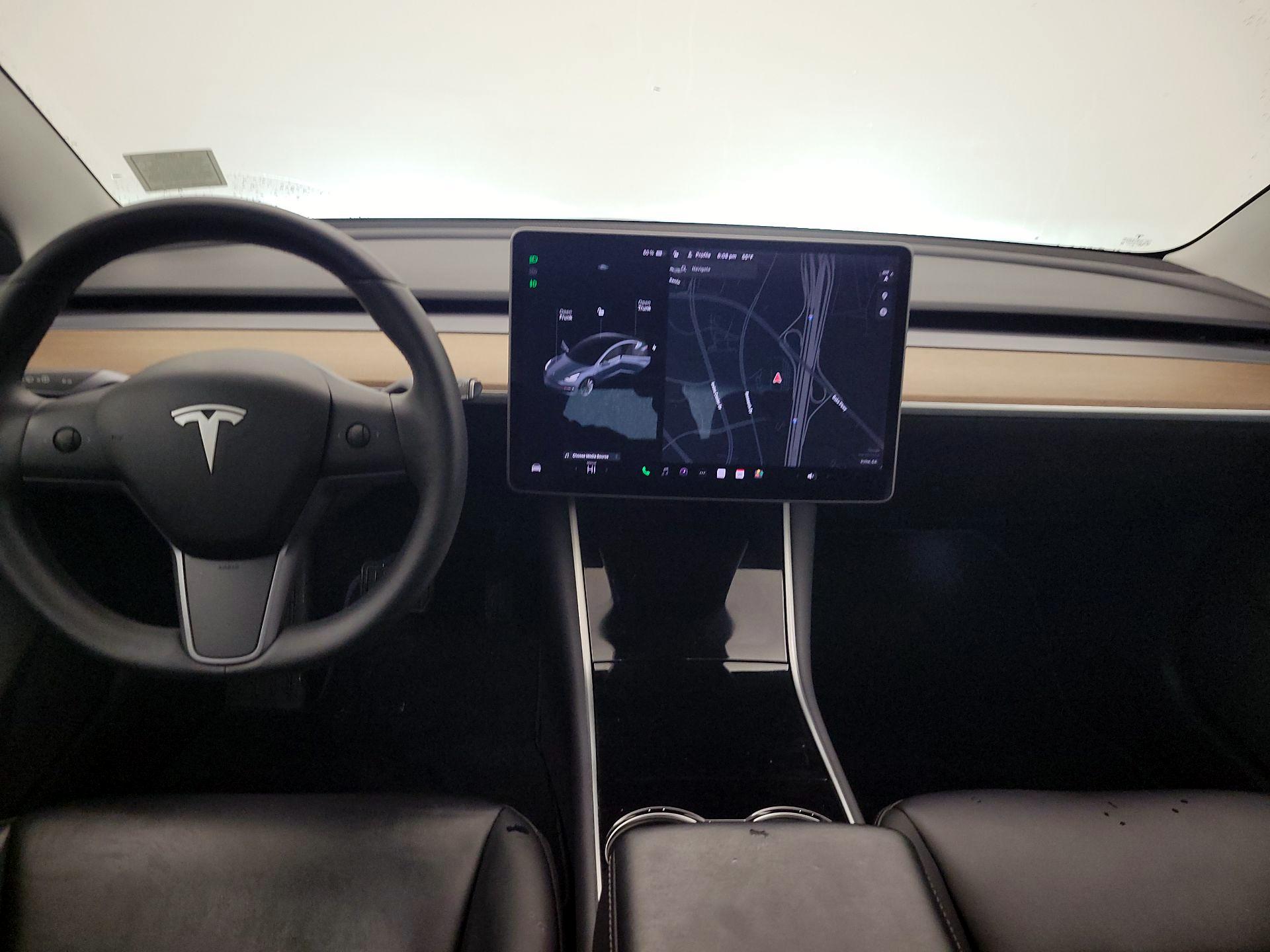 Thumbnail: 2019 Tesla Model 3 - 9