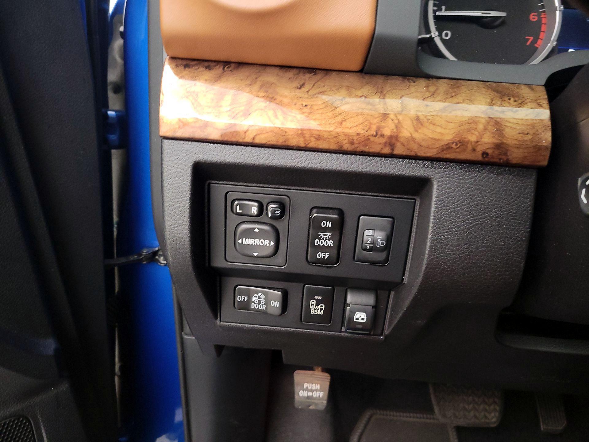 Thumbnail: 2016 Toyota Tundra - 13