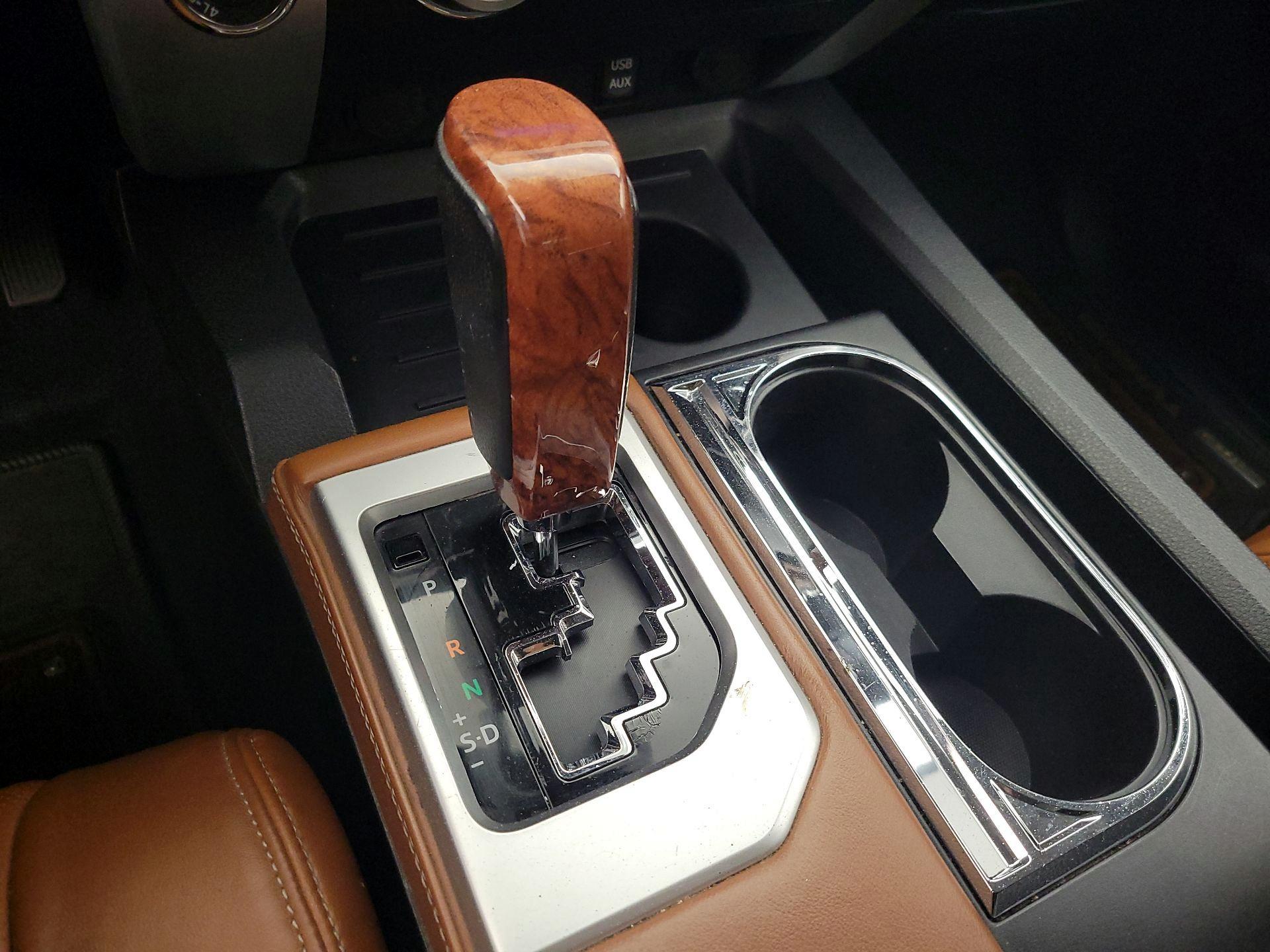 Thumbnail: 2016 Toyota Tundra - 18