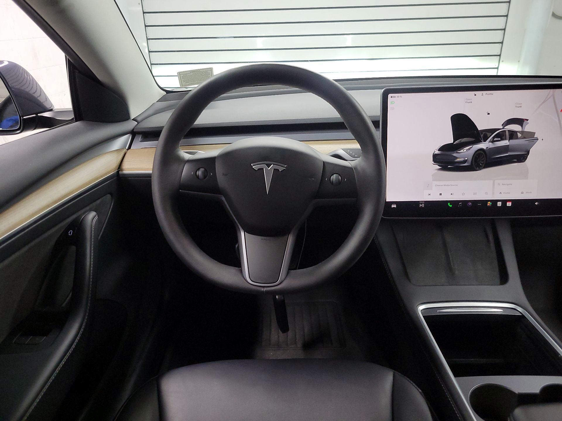 Thumbnail: 2022 Tesla Model 3 - 10