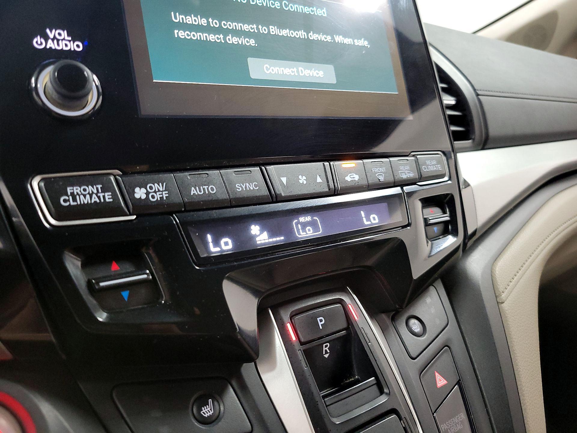 Thumbnail: 2019 Honda Odyssey - 14