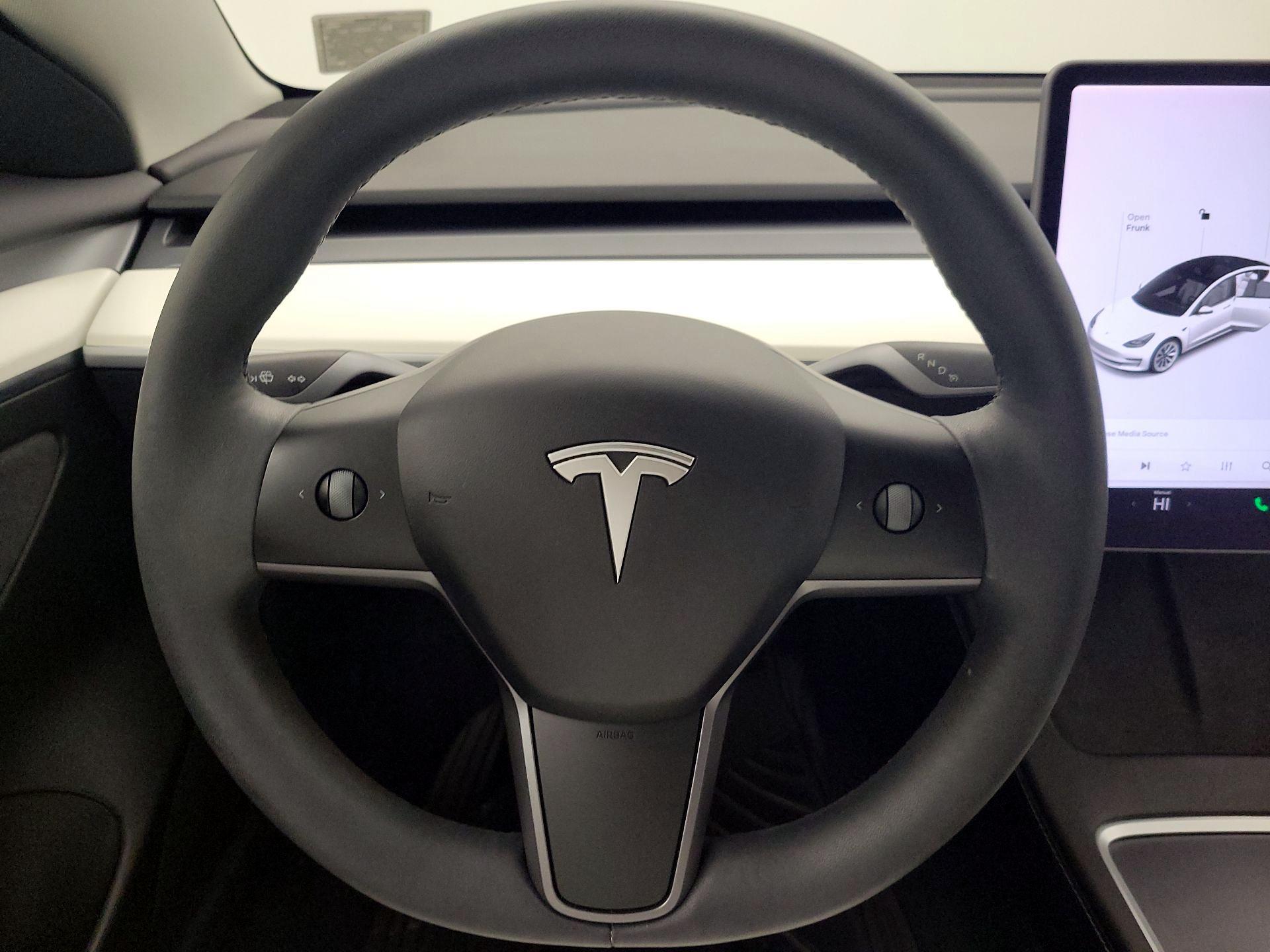 Thumbnail: 2022 Tesla Model 3 - 10