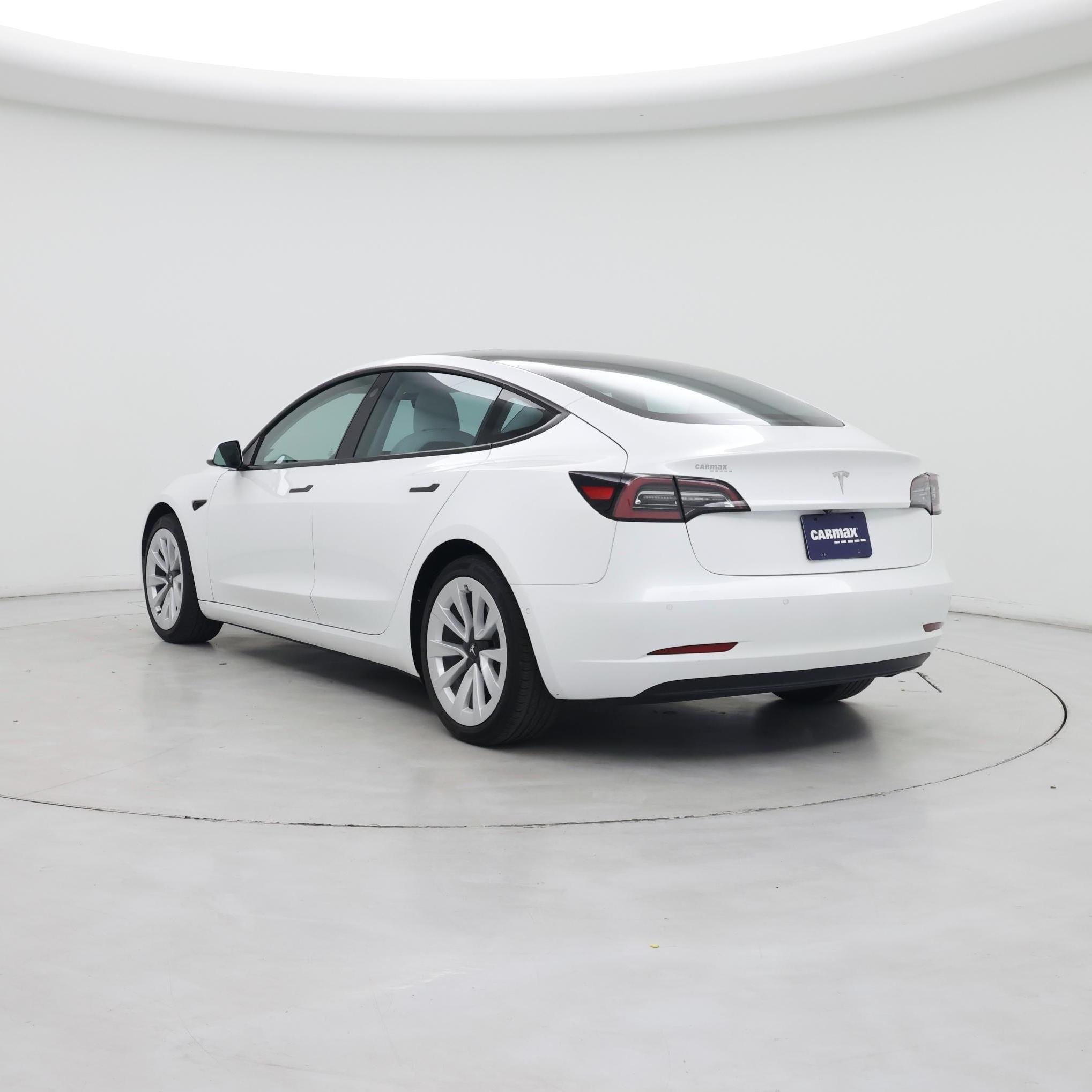 Thumbnail: 2022 Tesla Model 3 - 2