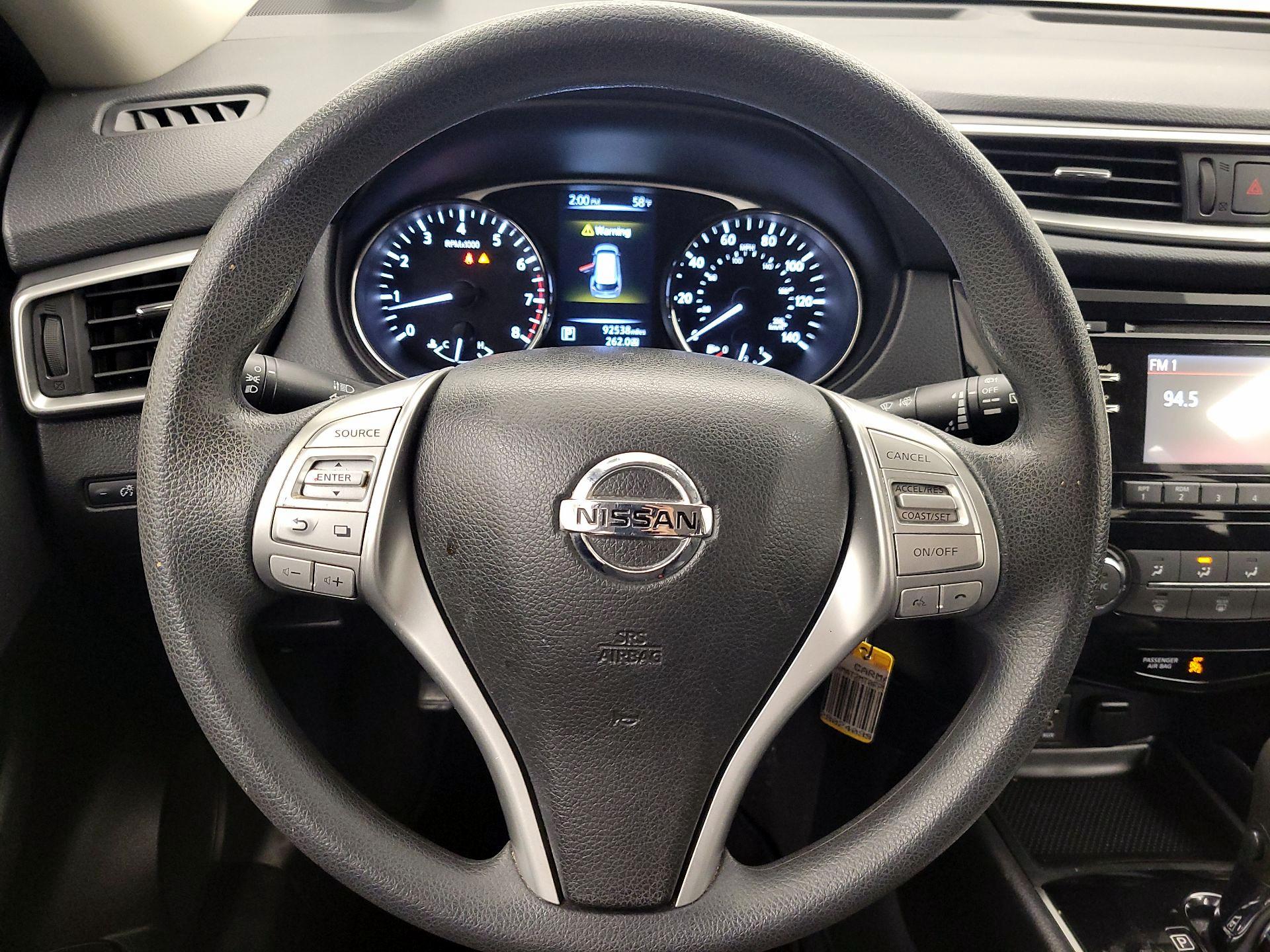 Thumbnail: 2015 Nissan Rogue - 10