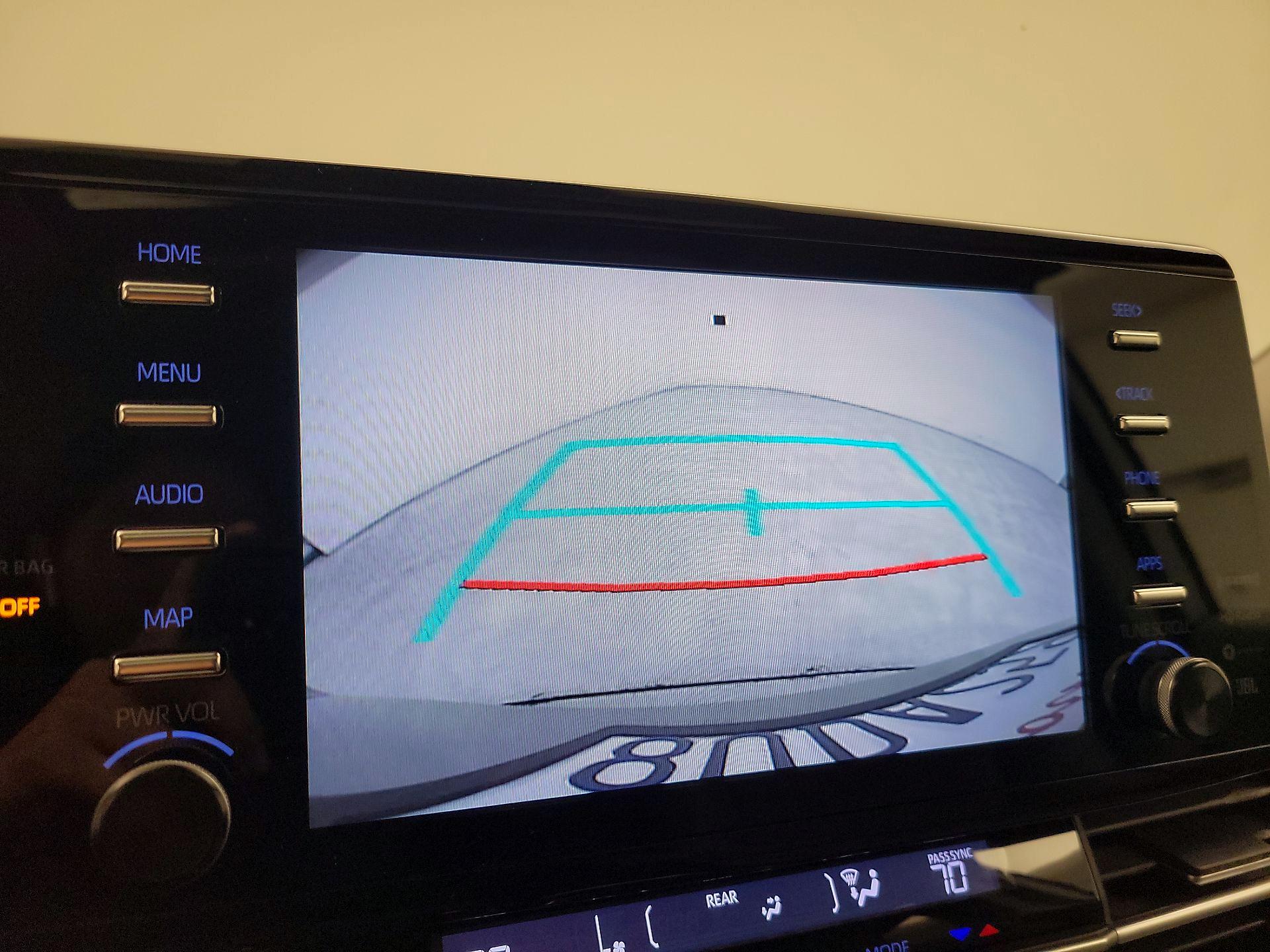 Thumbnail: 2021 Toyota Sienna - 15