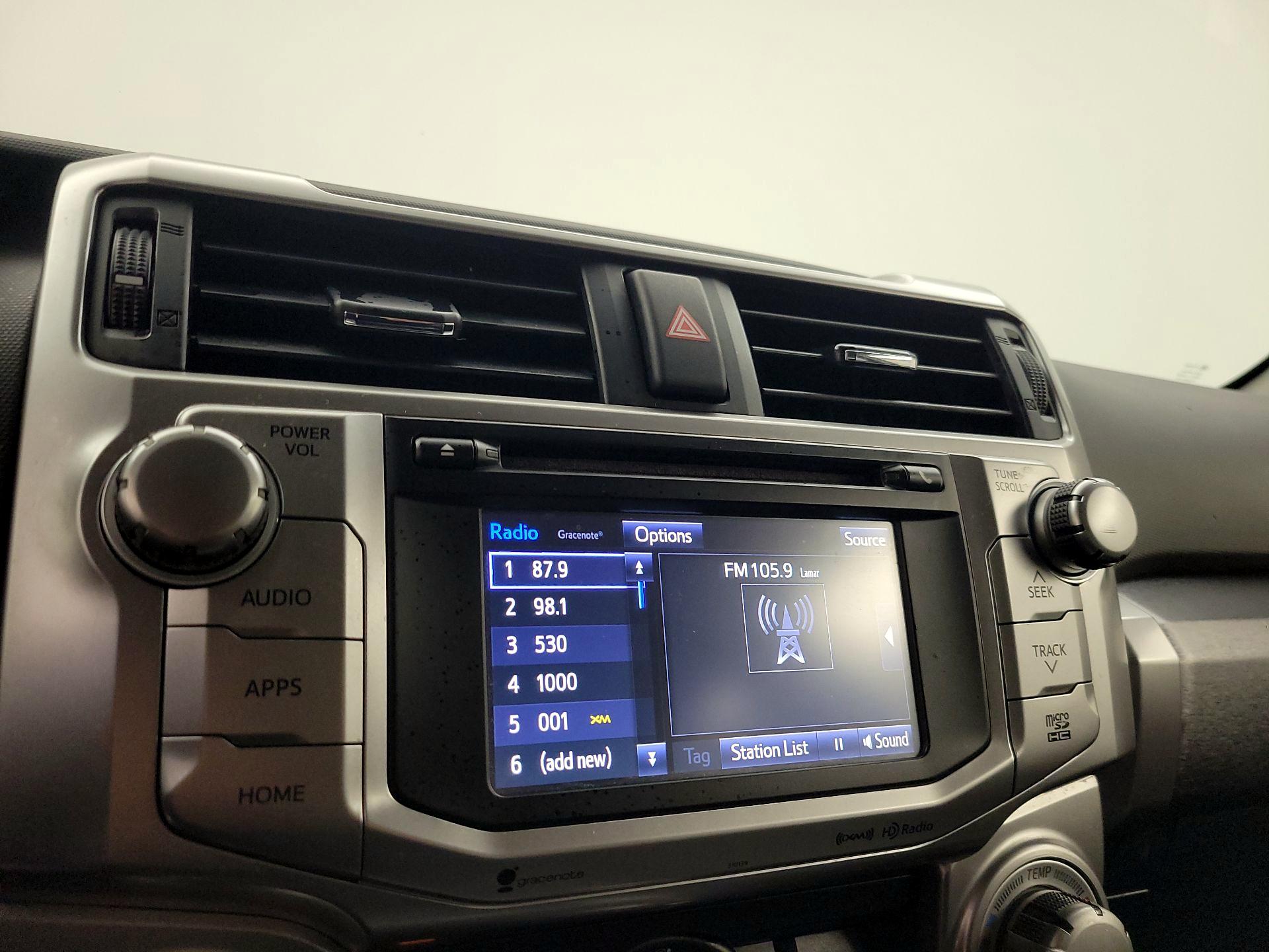 Thumbnail: 2018 Toyota 4Runner - 15