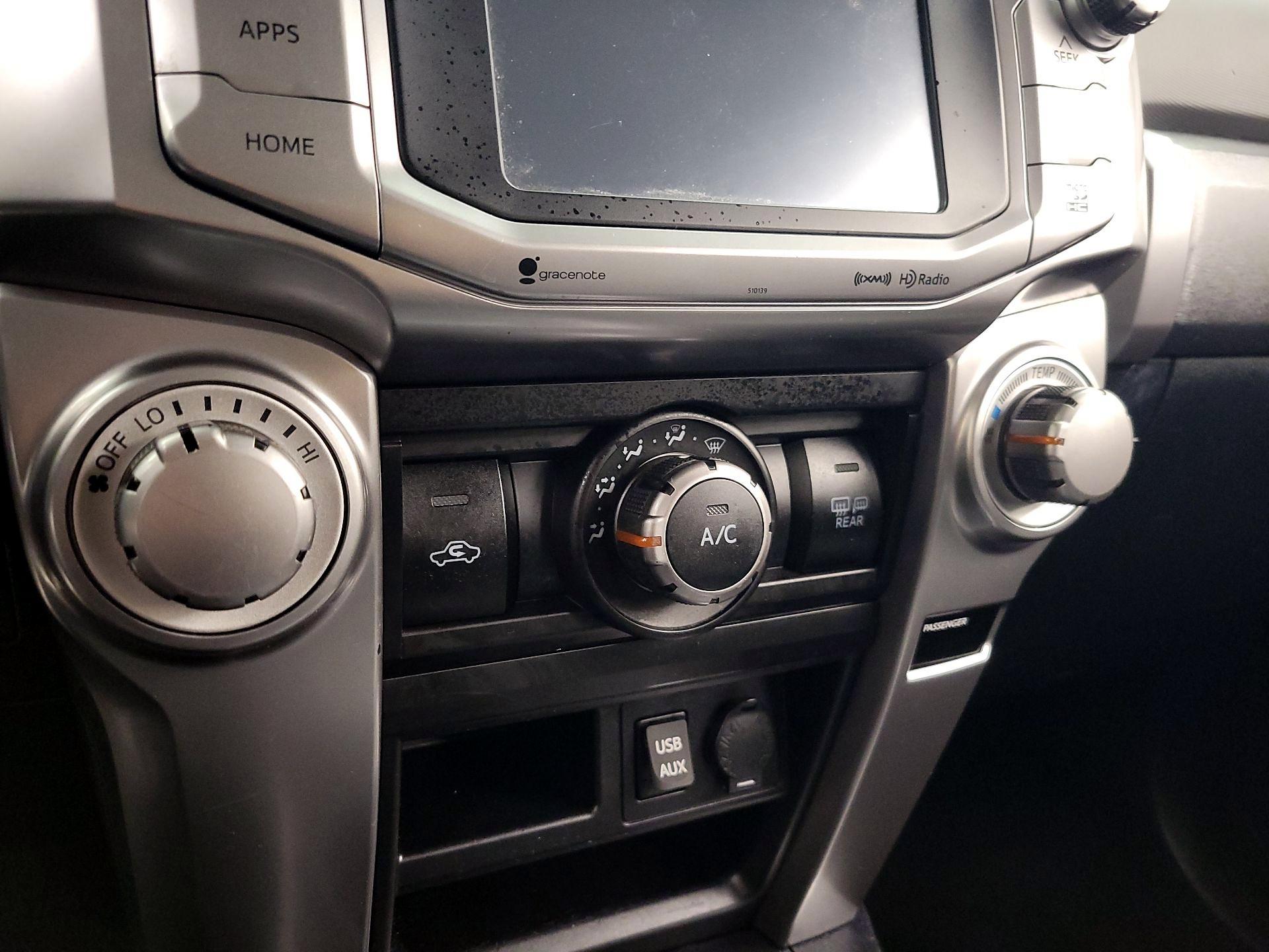 Thumbnail: 2018 Toyota 4Runner - 16