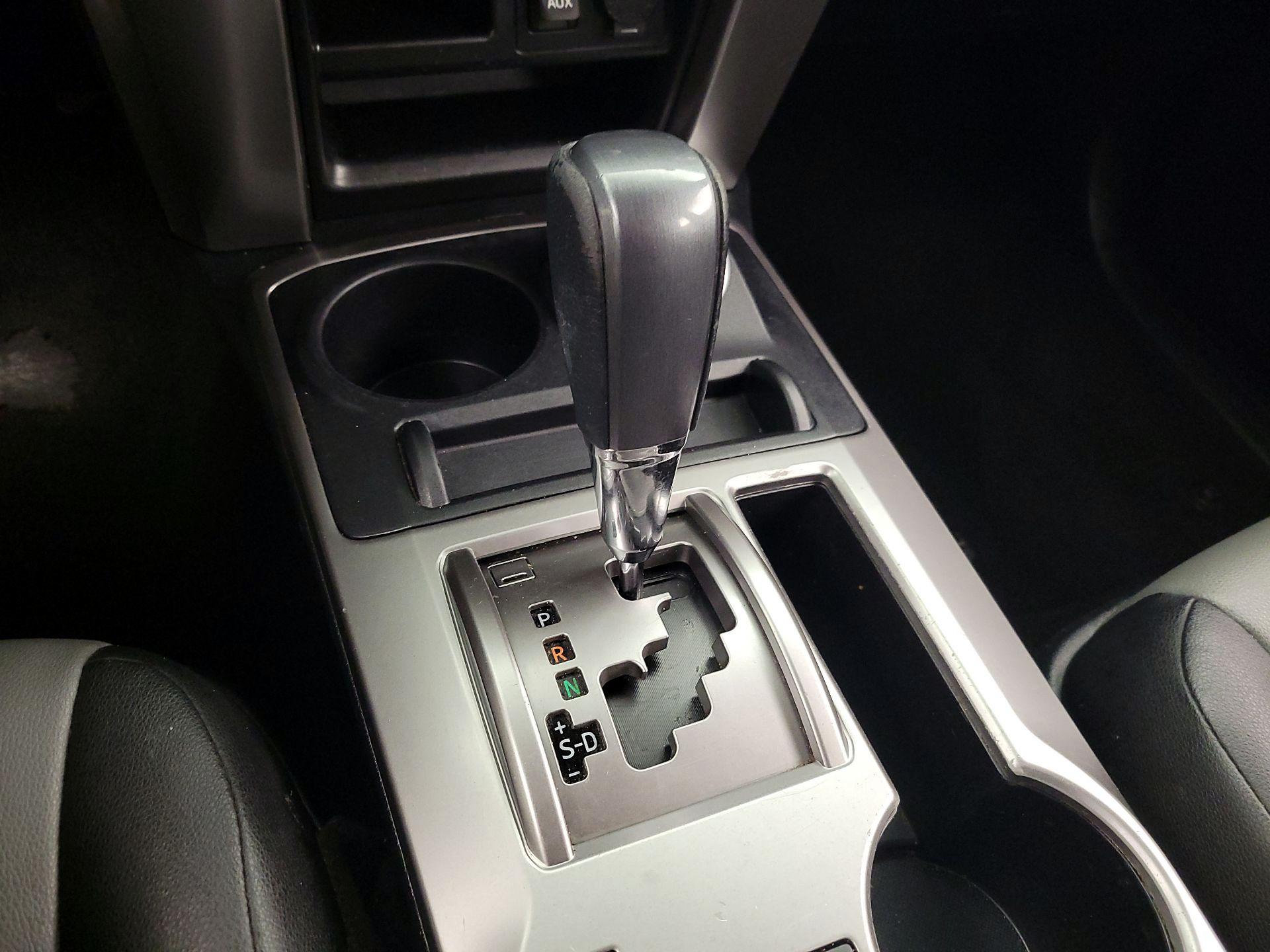 Thumbnail: 2018 Toyota 4Runner - 17