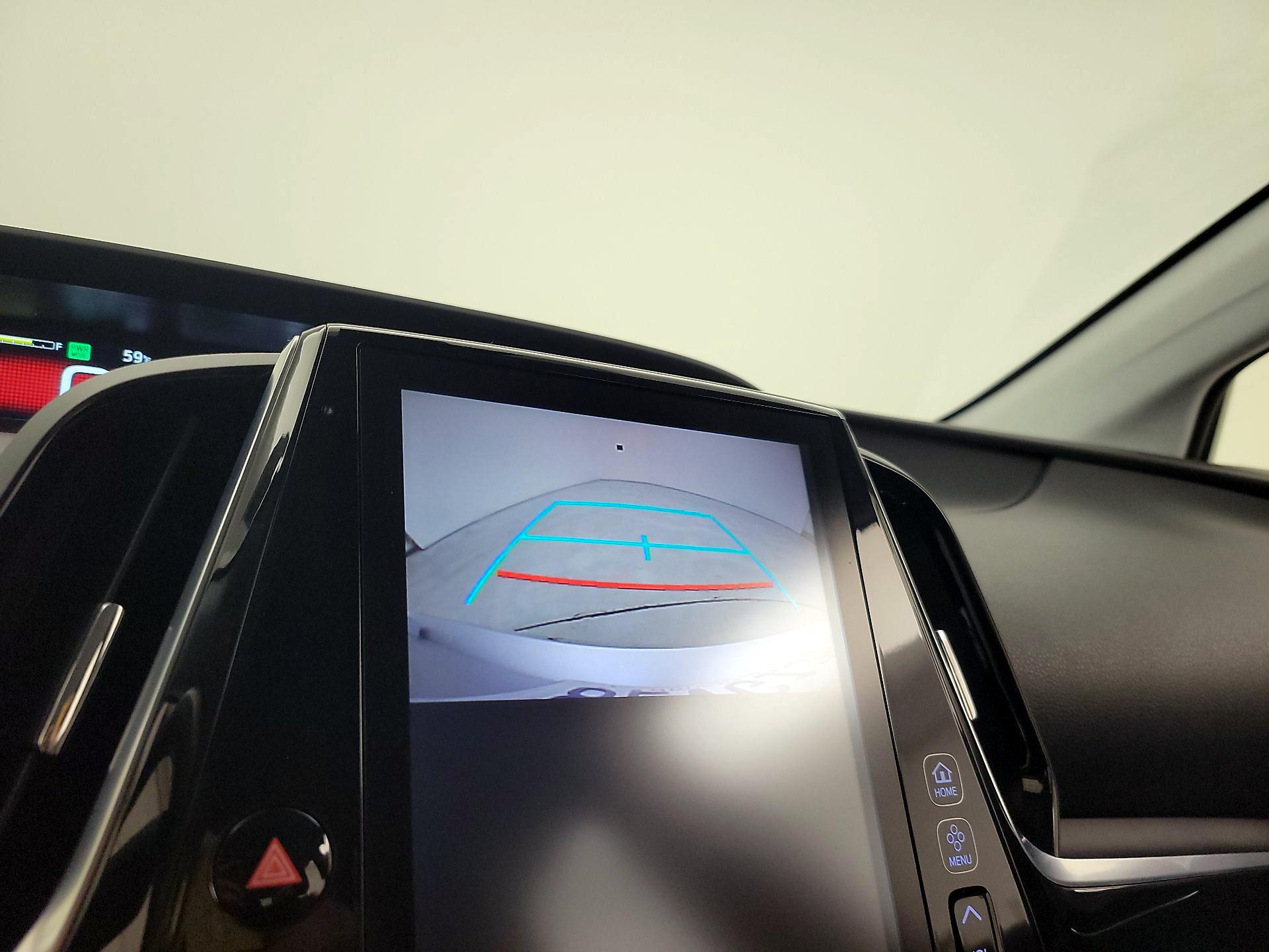 Thumbnail: 2018 Toyota Prius Prime - 15