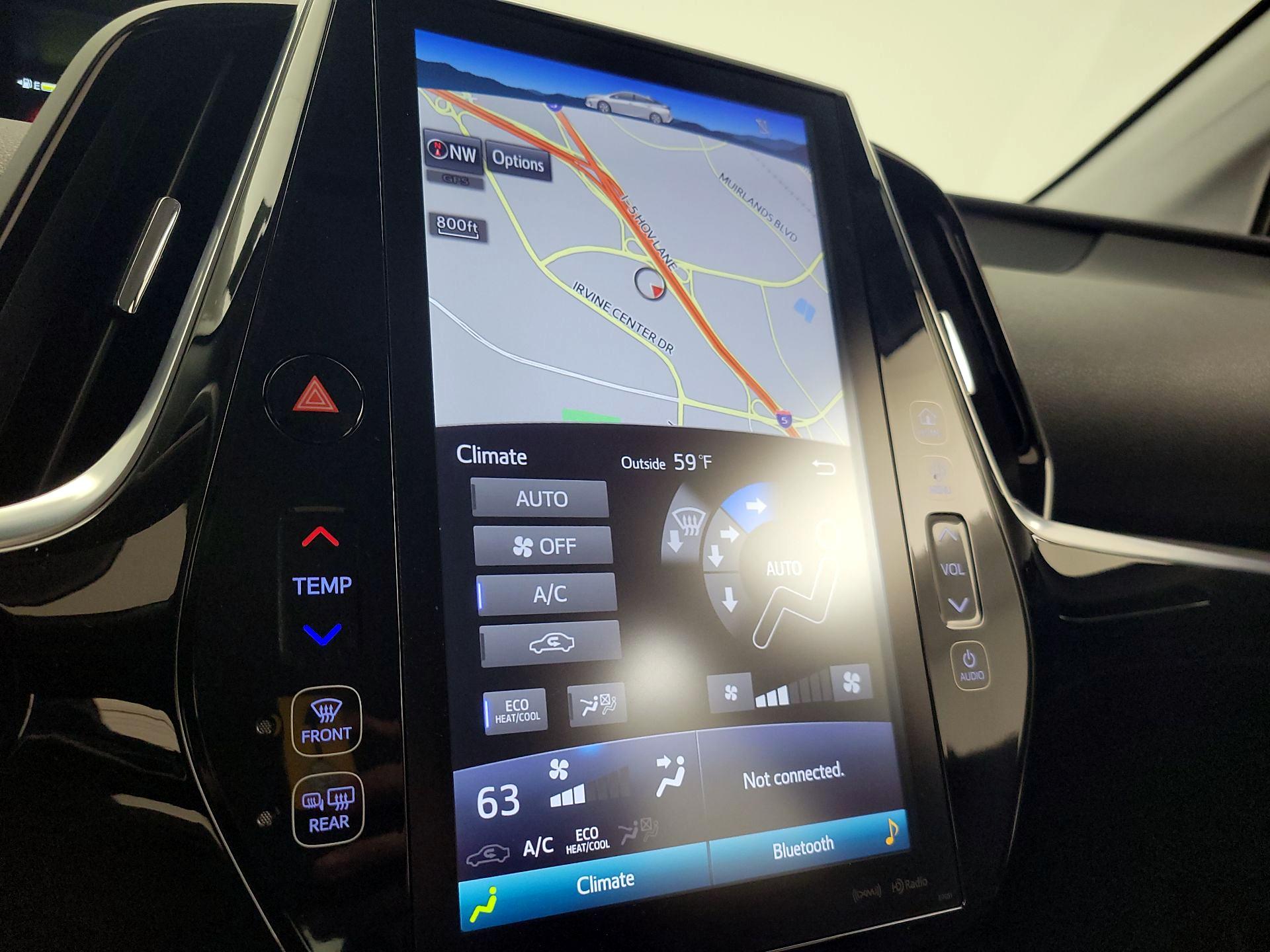 Thumbnail: 2018 Toyota Prius Prime - 17