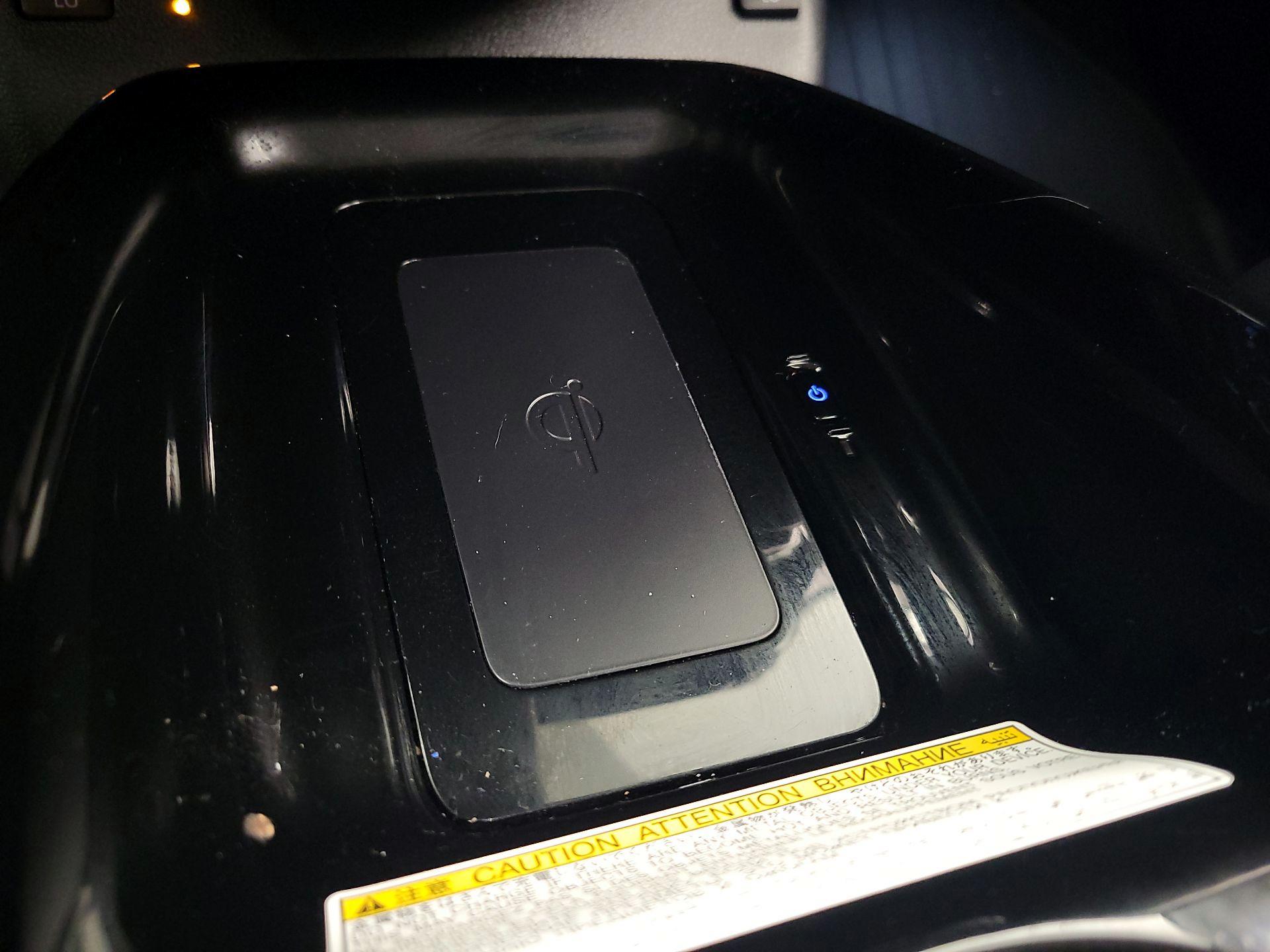 Thumbnail: 2018 Toyota Prius Prime - 19