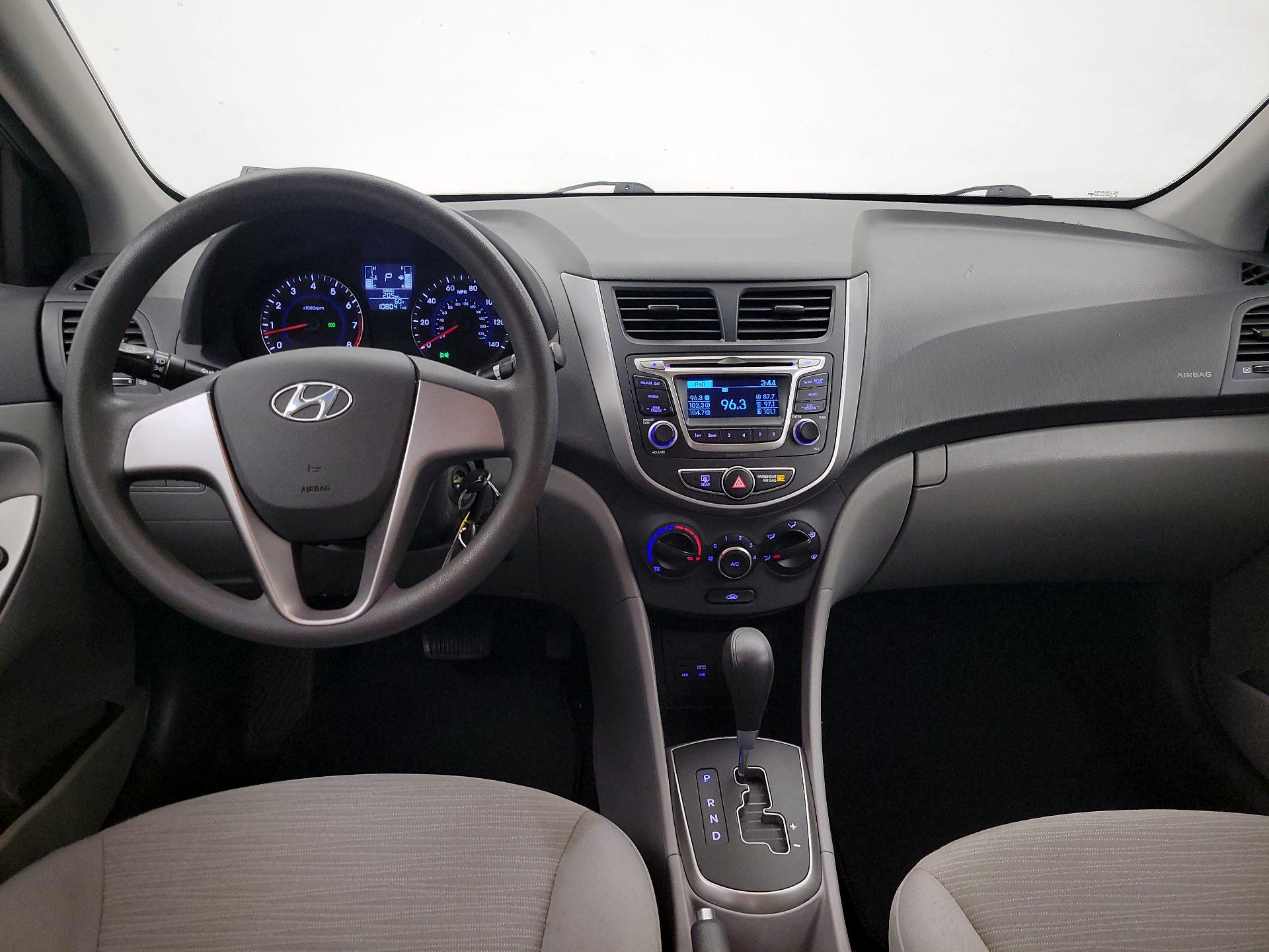 Thumbnail: 2015 Hyundai Accent - 9