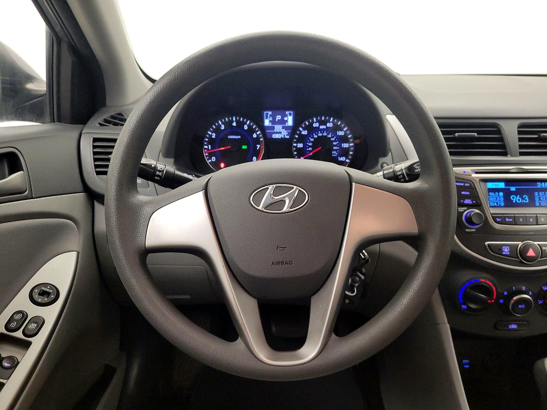 Thumbnail: 2015 Hyundai Accent - 10