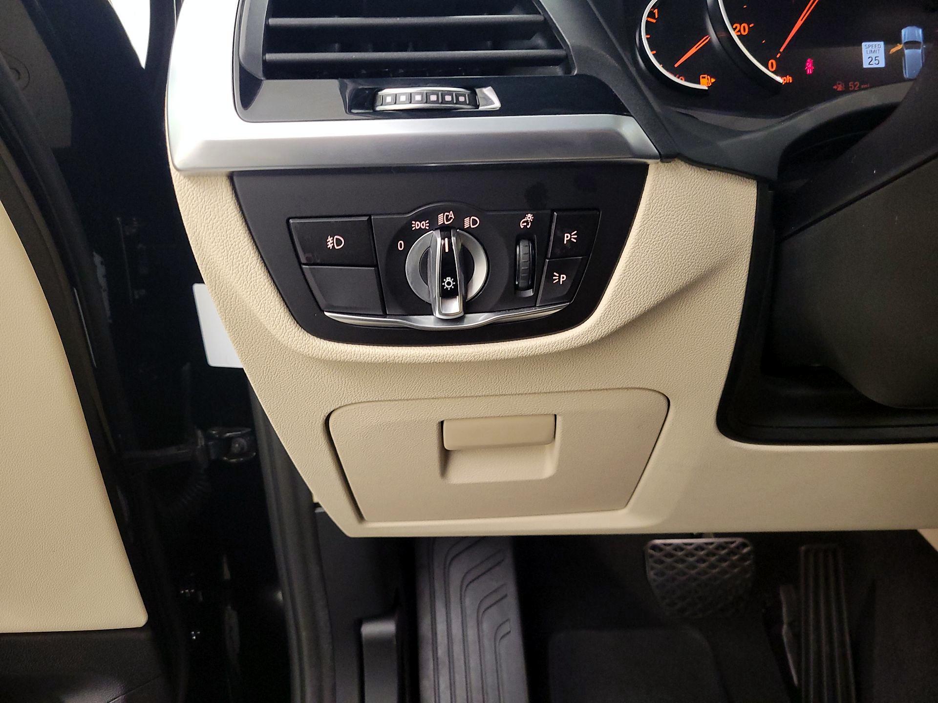 Thumbnail: 2020 BMW X3 - 13