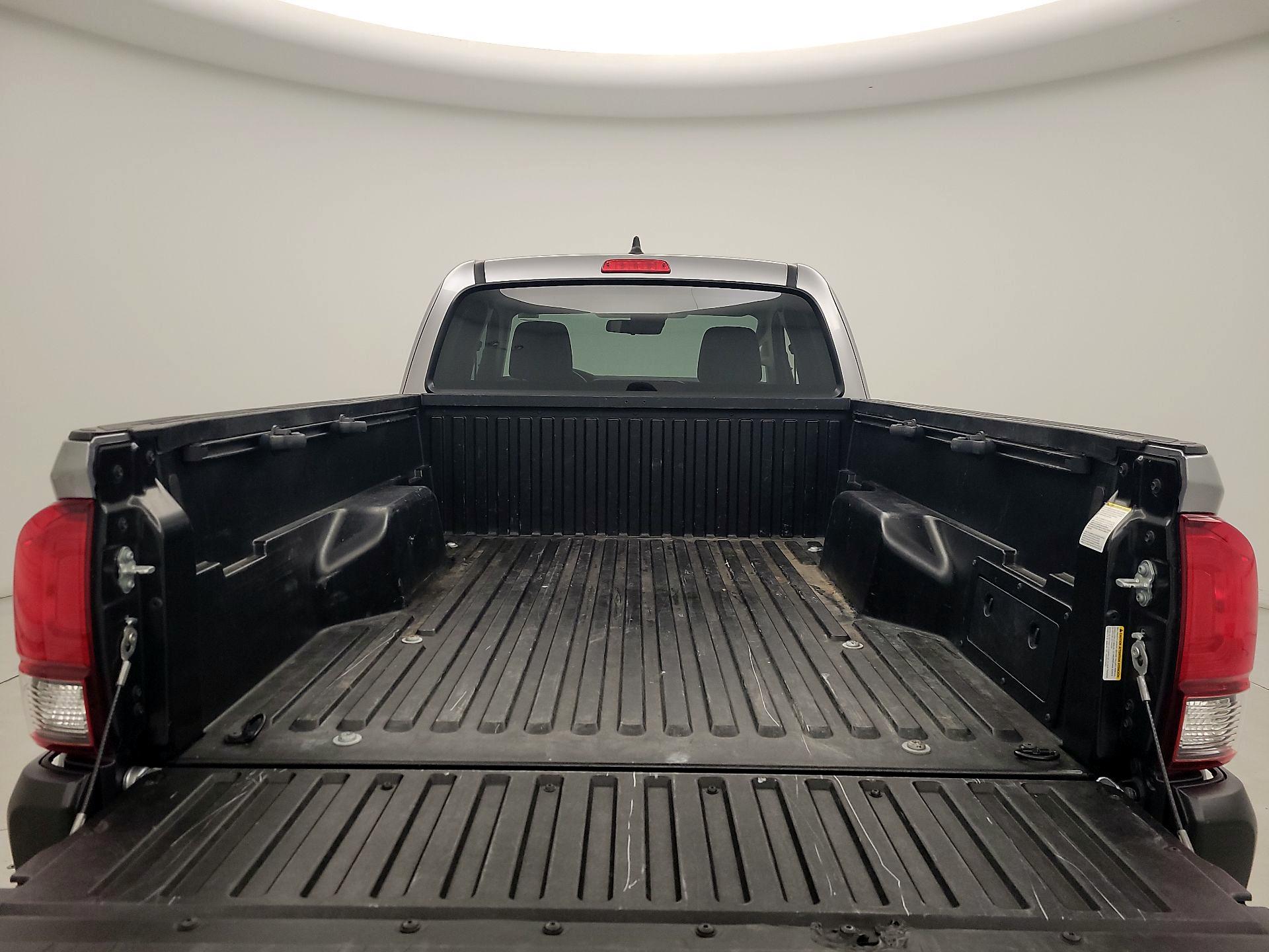 Thumbnail: 2021 Toyota Tacoma - 20