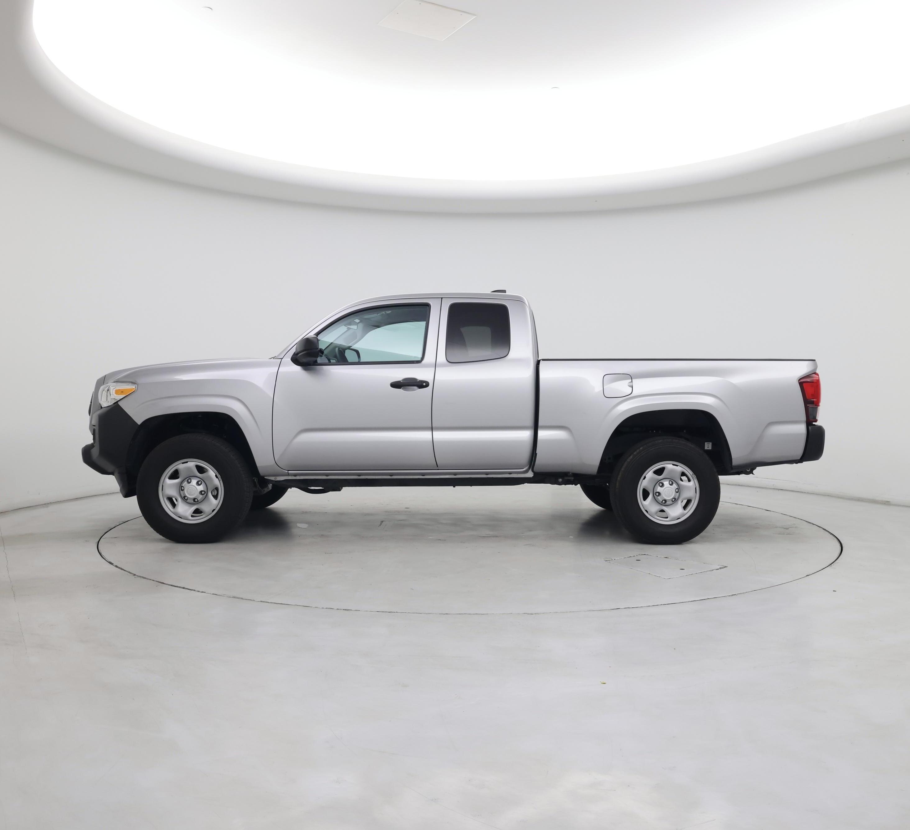 Thumbnail: 2021 Toyota Tacoma - 3