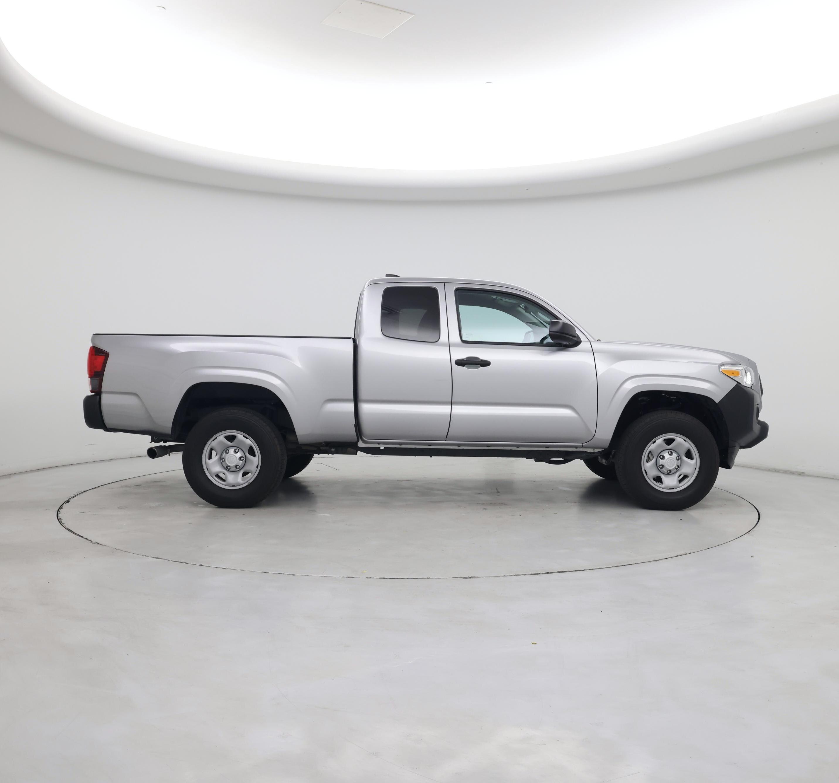 Thumbnail: 2021 Toyota Tacoma - 7