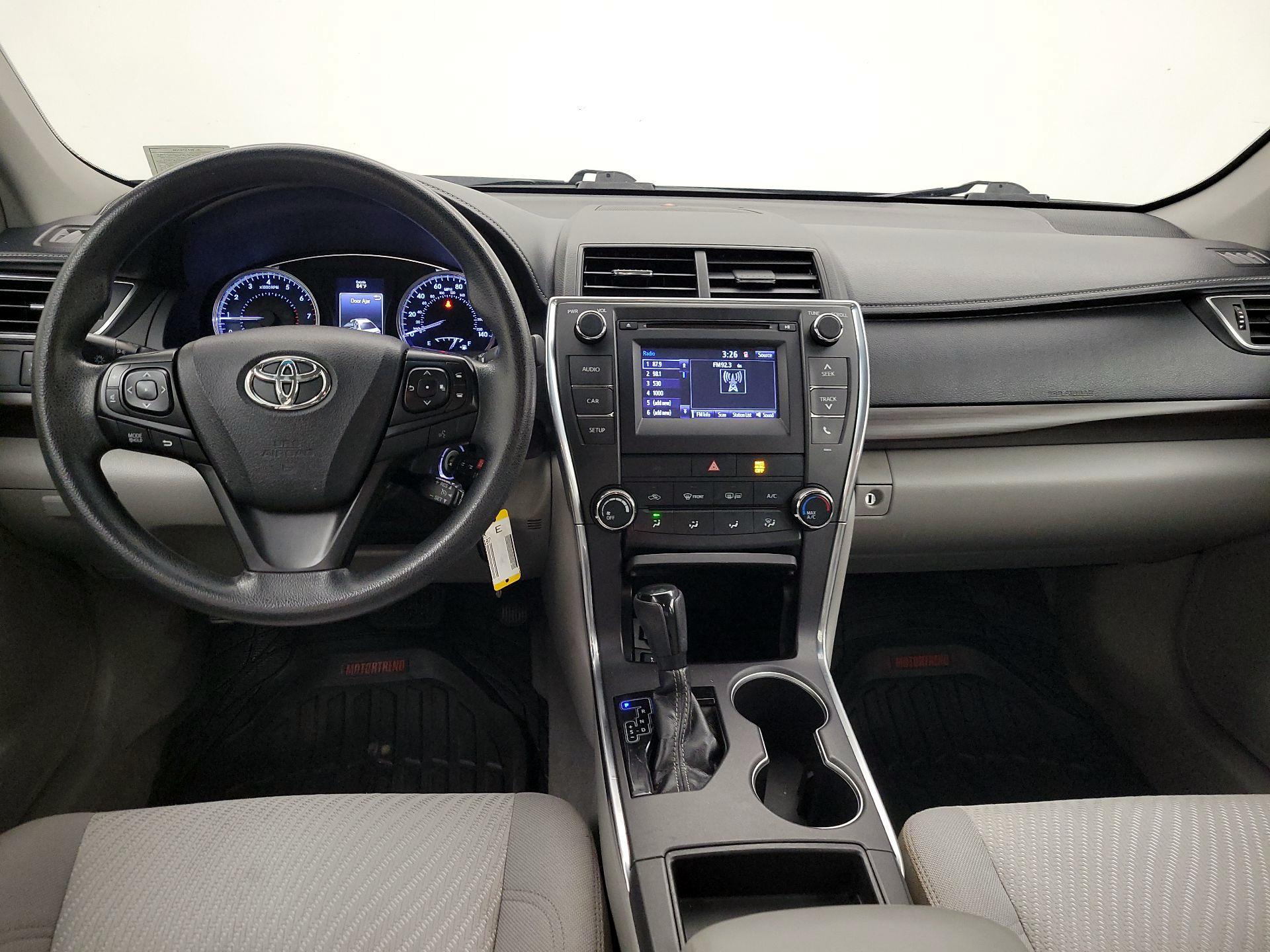 Thumbnail: 2017 Toyota Camry - 9