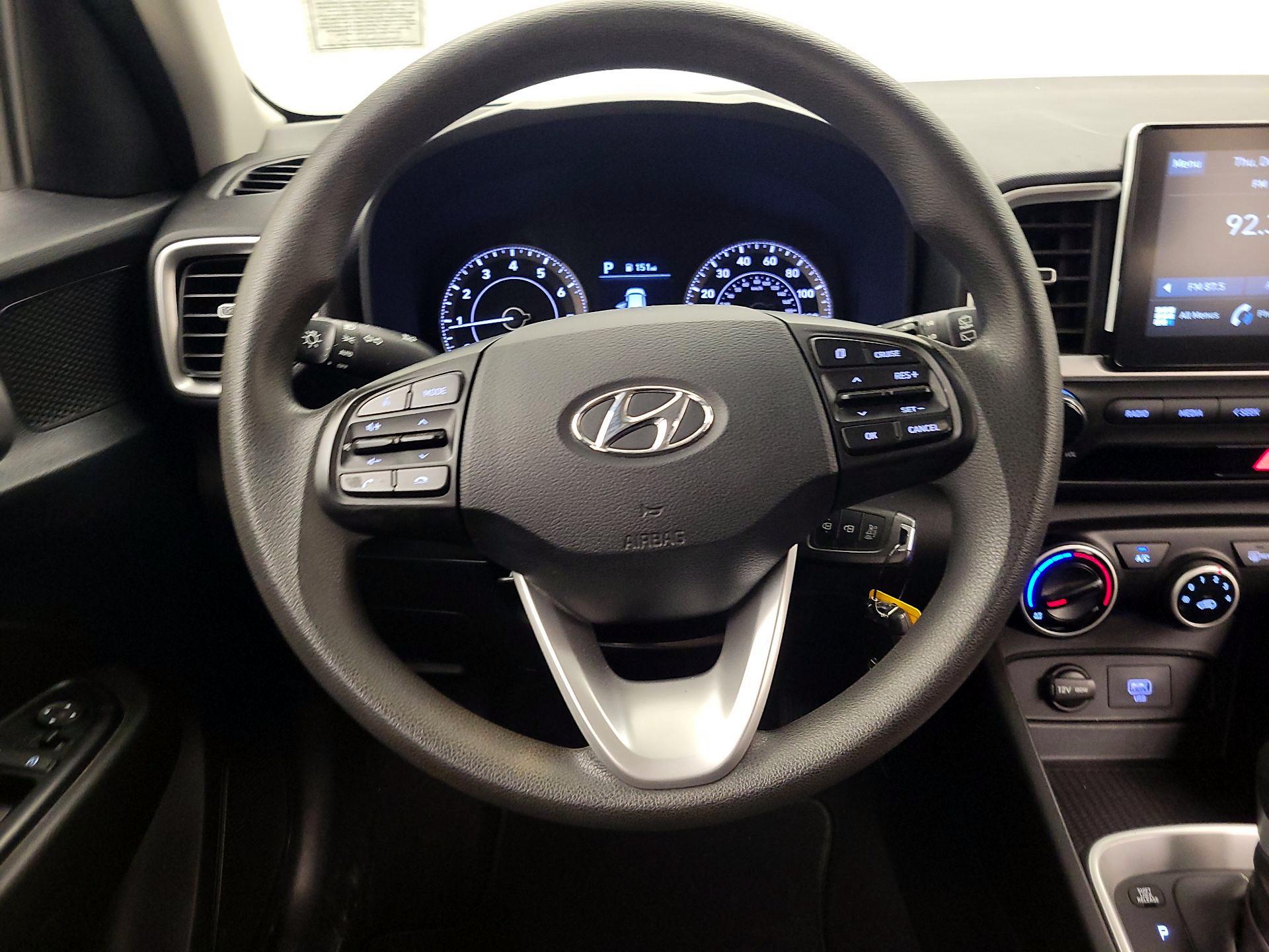 Thumbnail: 2021 Hyundai Venue - 10