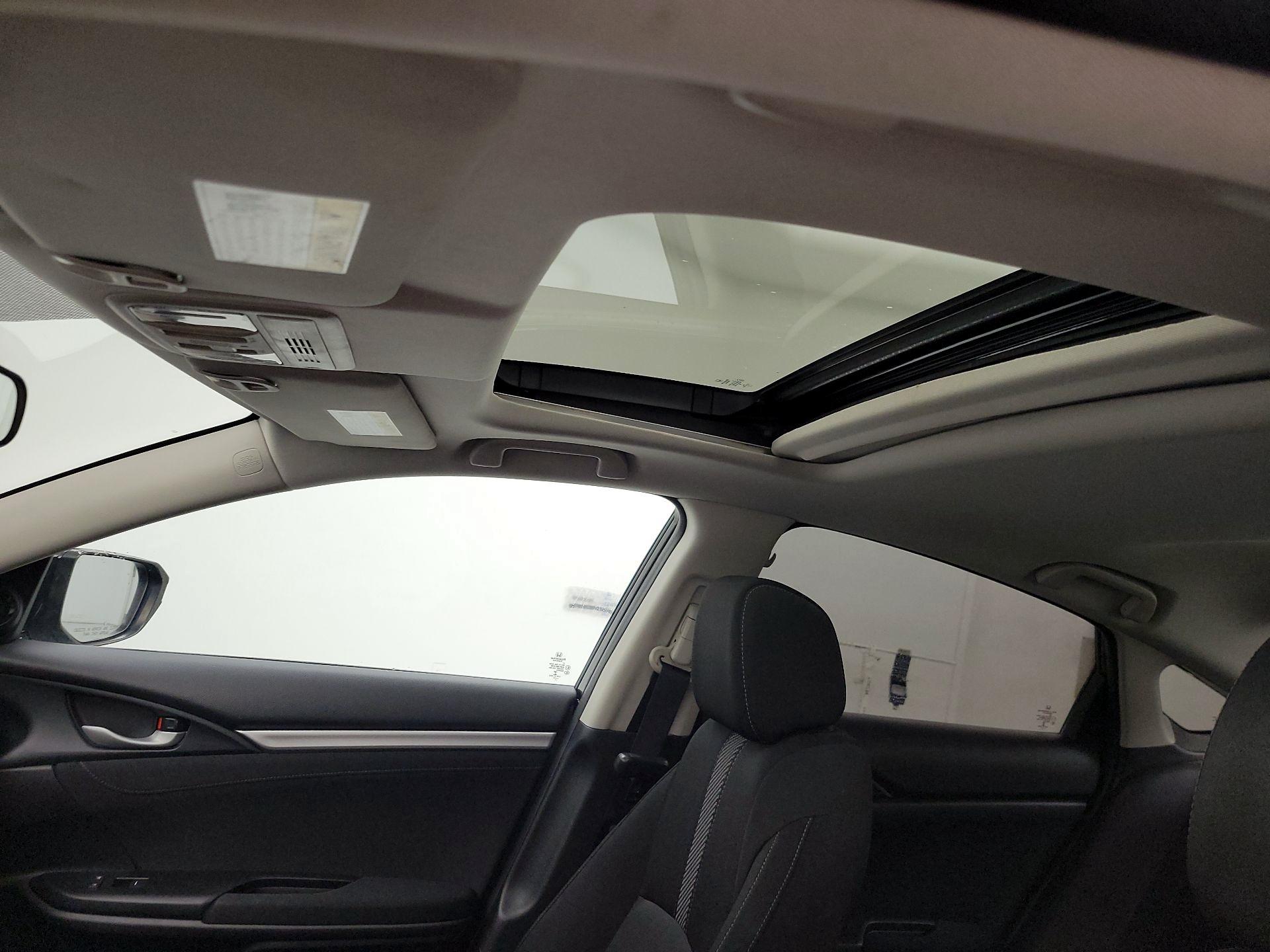 Thumbnail: 2016 Honda Civic - 19