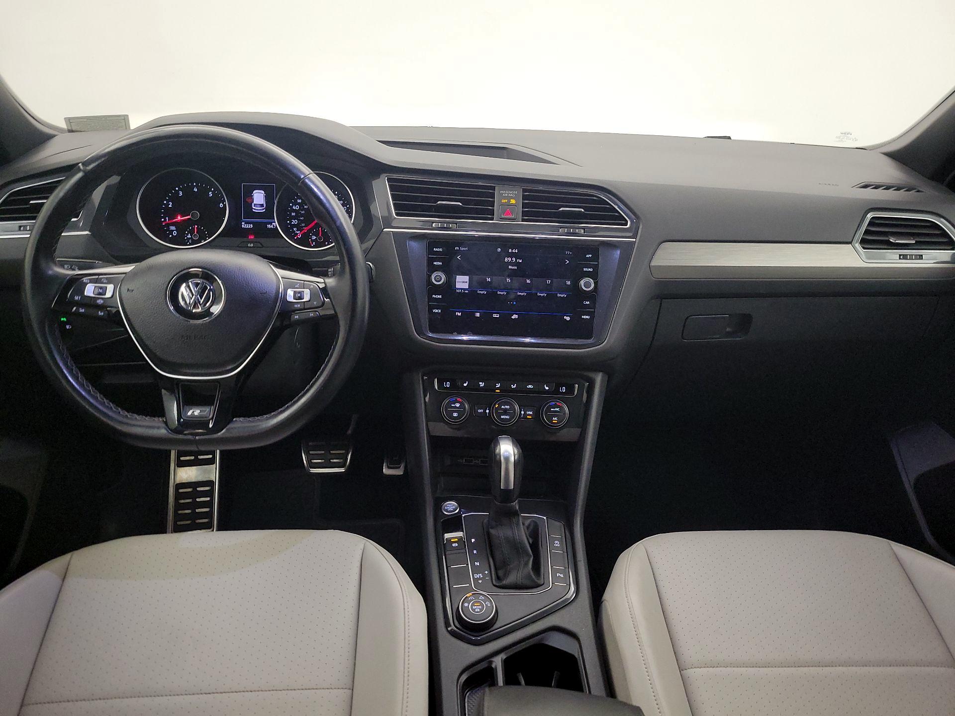 Thumbnail: 2020 Volkswagen Tiguan - 9