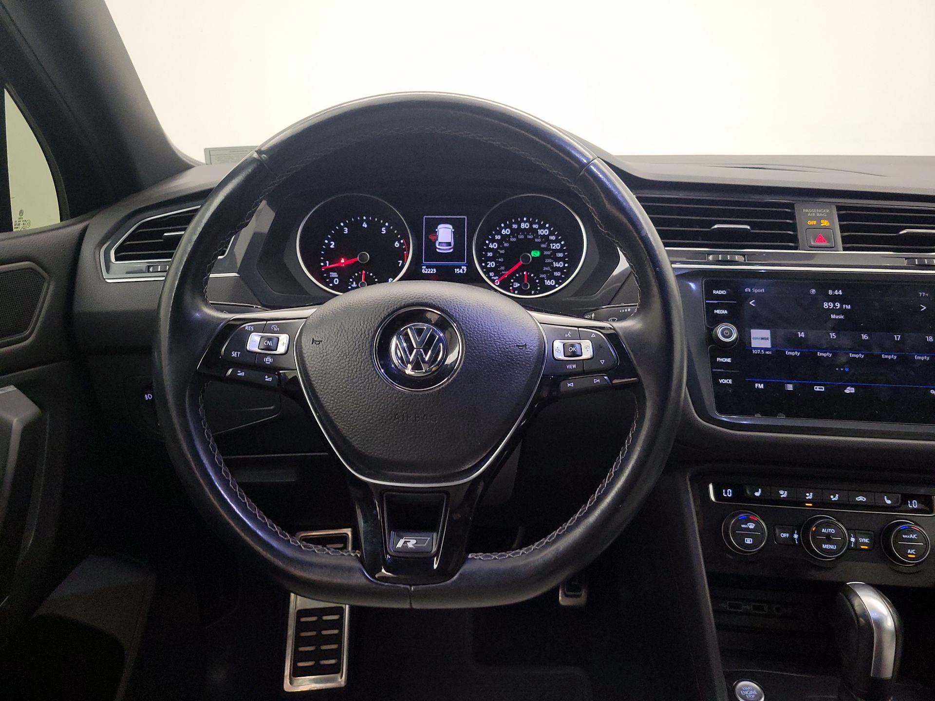 Thumbnail: 2020 Volkswagen Tiguan - 10