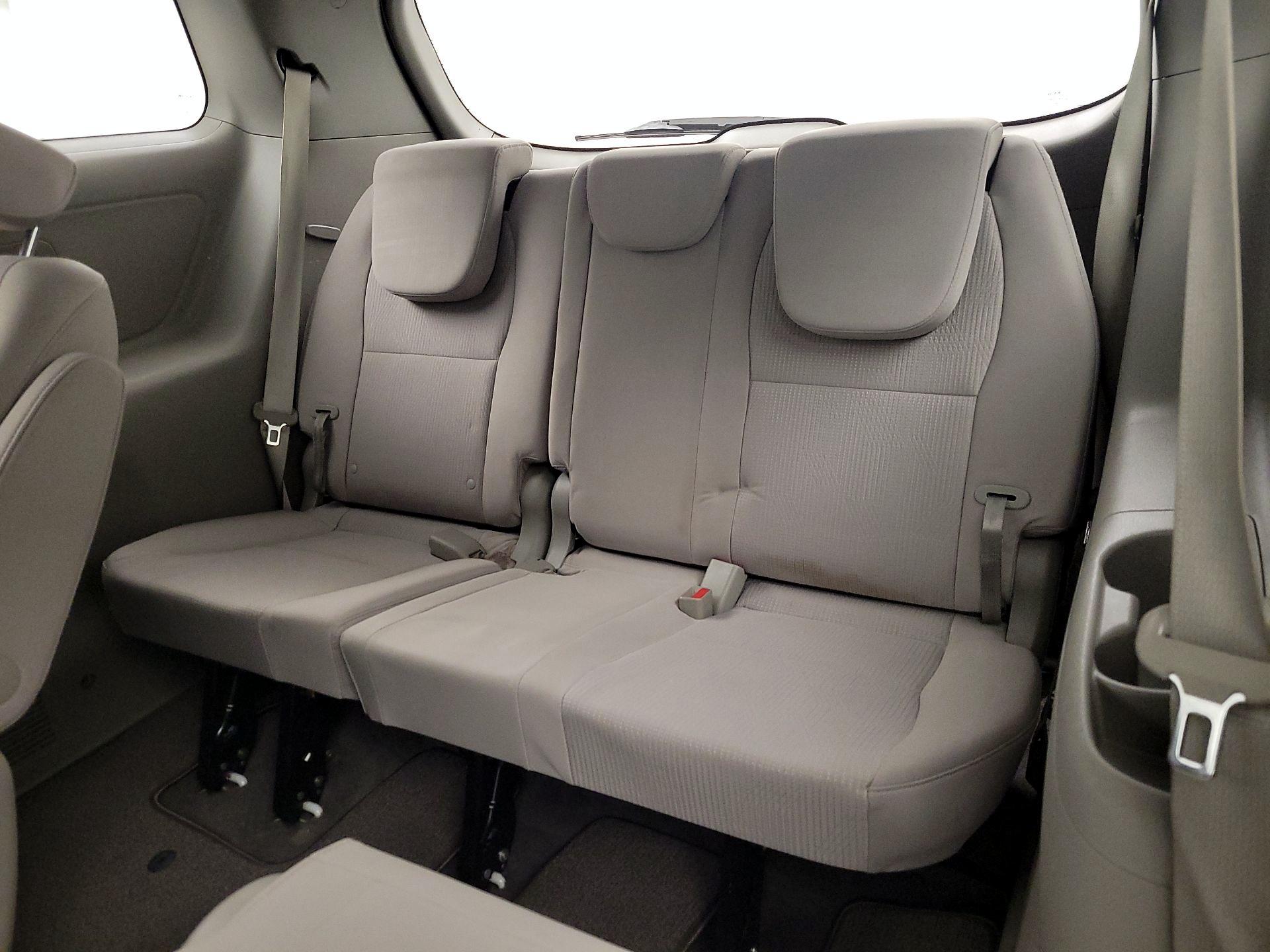 Thumbnail: 2020 Kia Sedona - 20