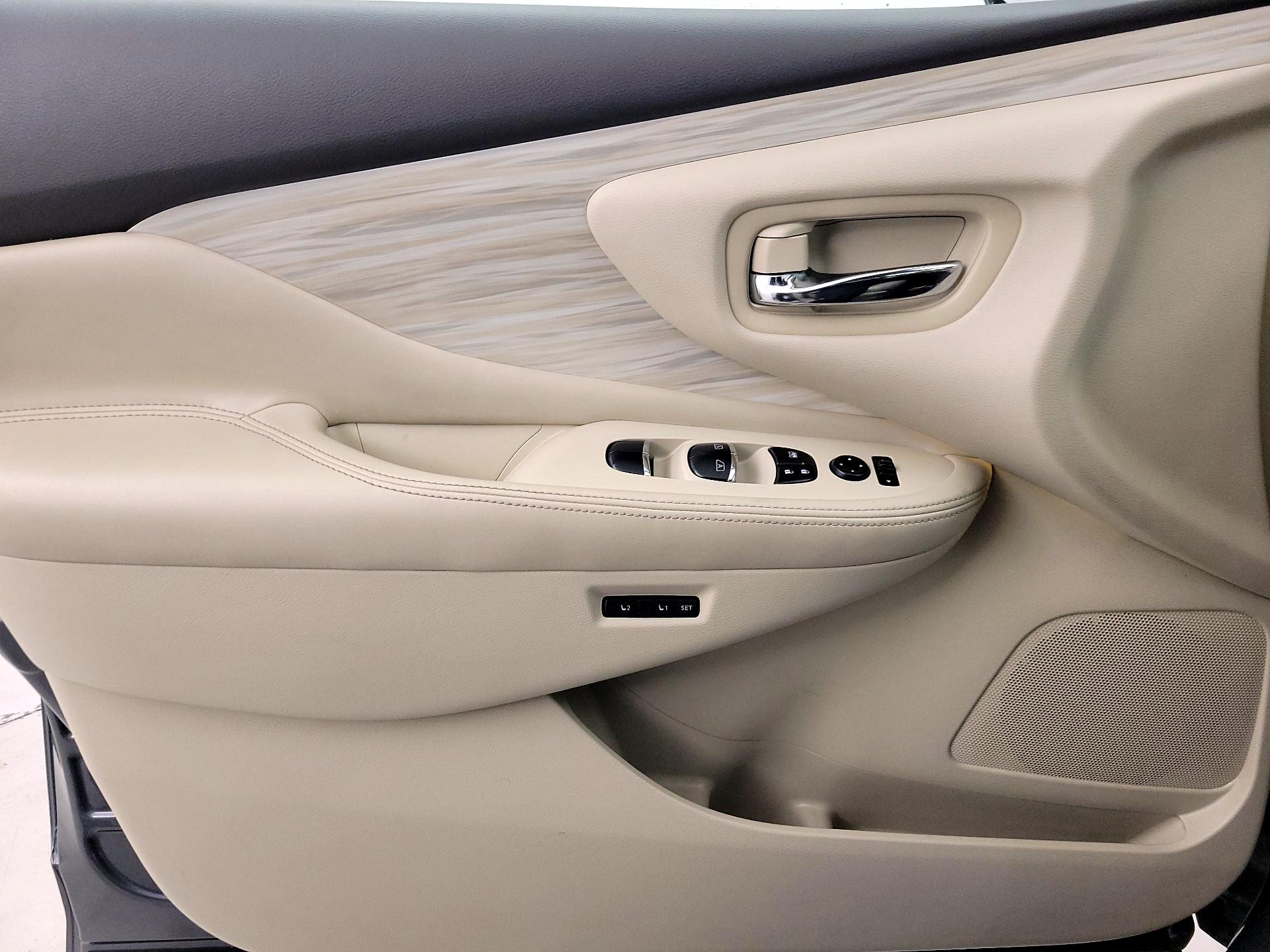 Thumbnail: 2015 Nissan Murano - 12