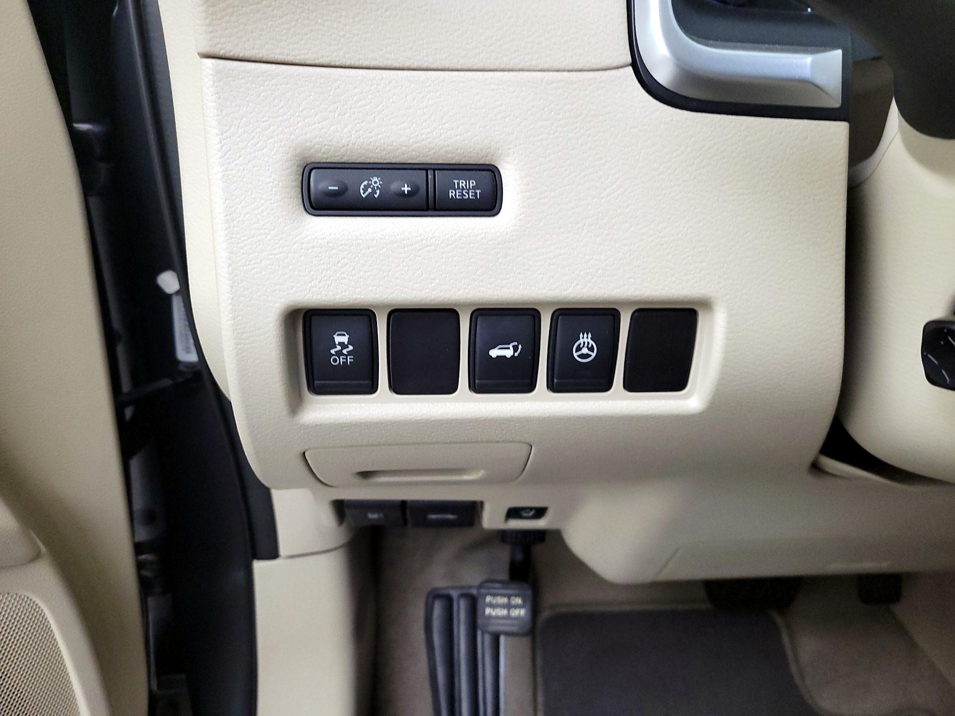 Thumbnail: 2015 Nissan Murano - 13