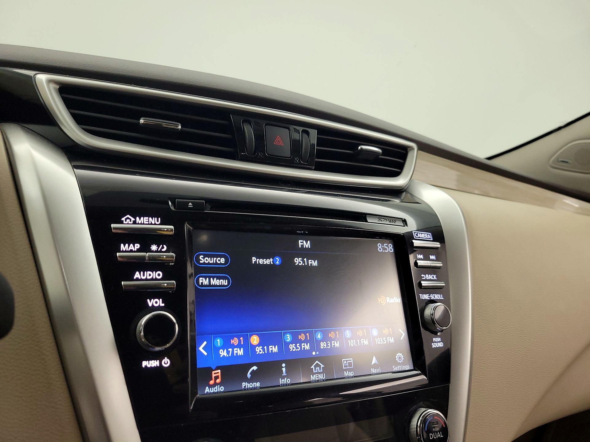 Thumbnail: 2015 Nissan Murano - 16