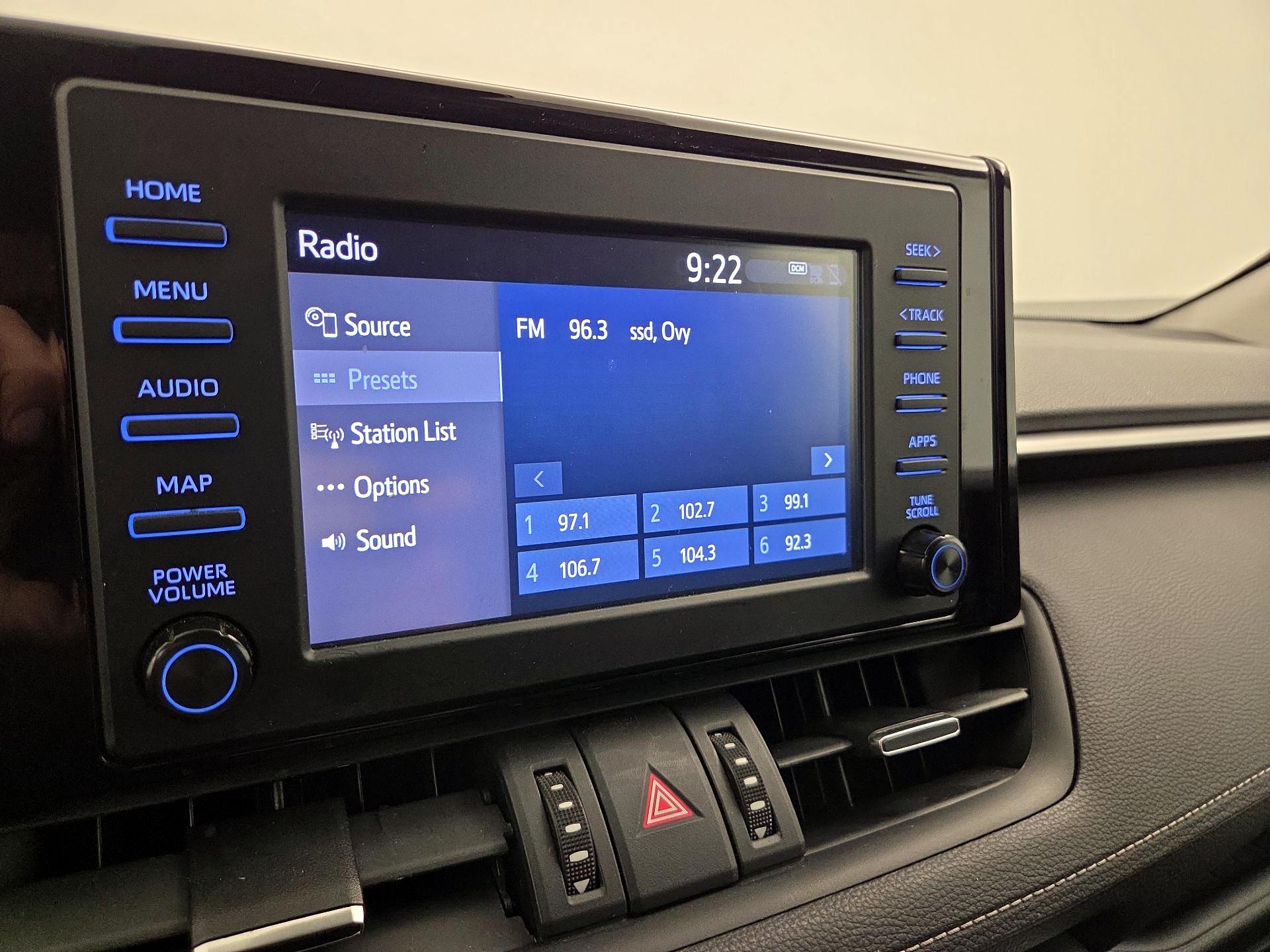 Thumbnail: 2019 Toyota RAV4 - 15