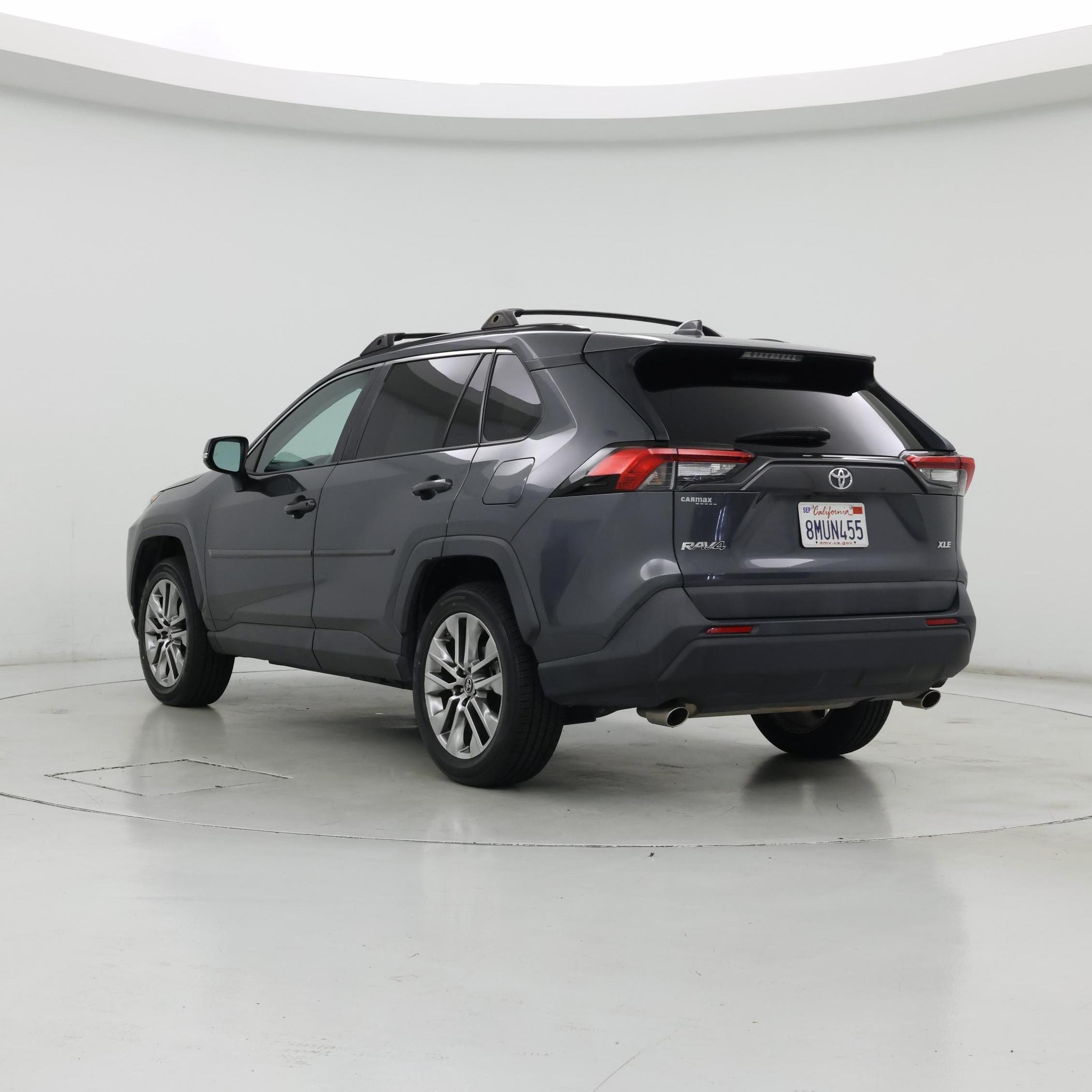 Thumbnail: 2019 Toyota RAV4 - 2