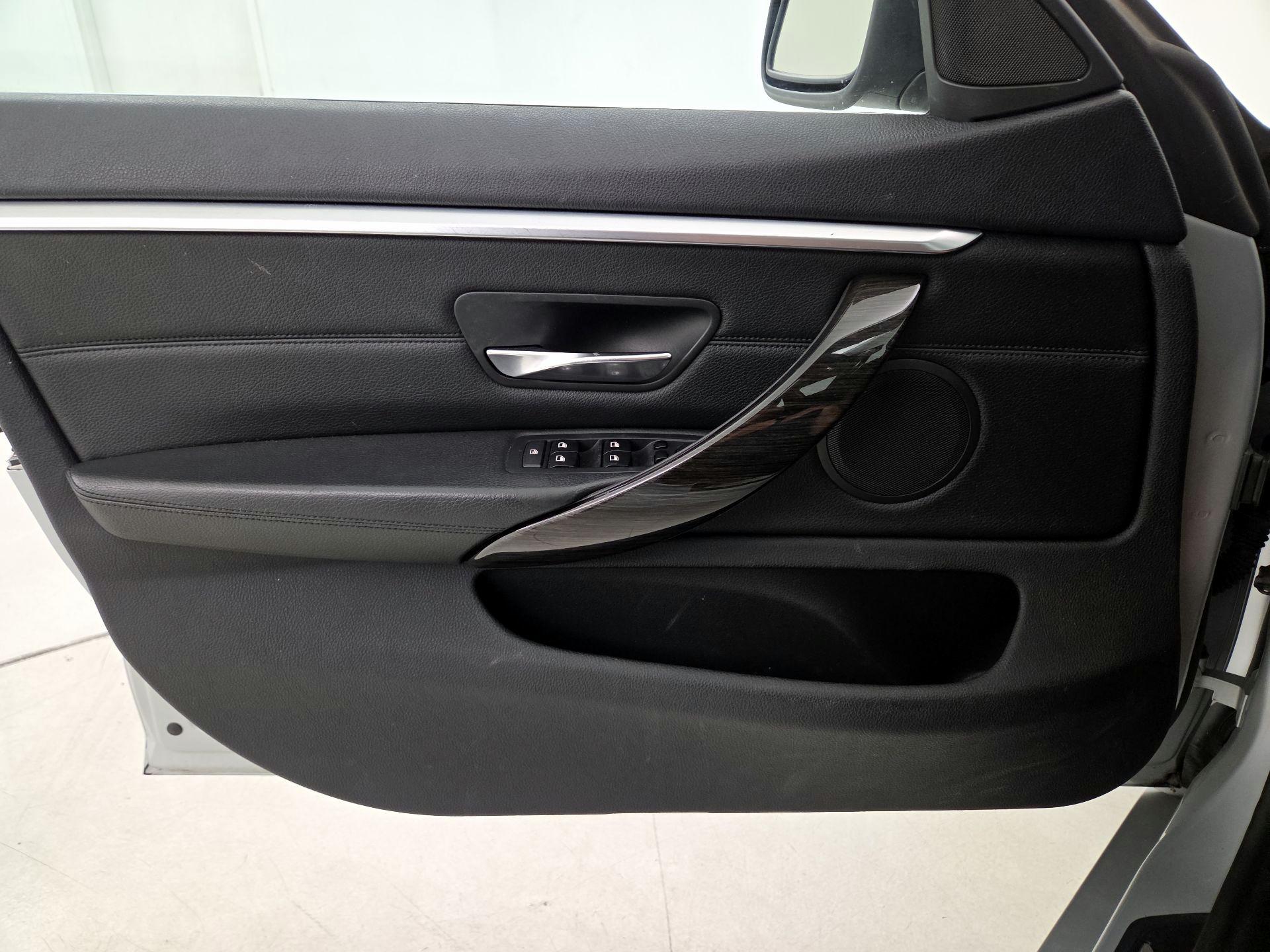 Thumbnail: 2015 BMW 4 Series - 12