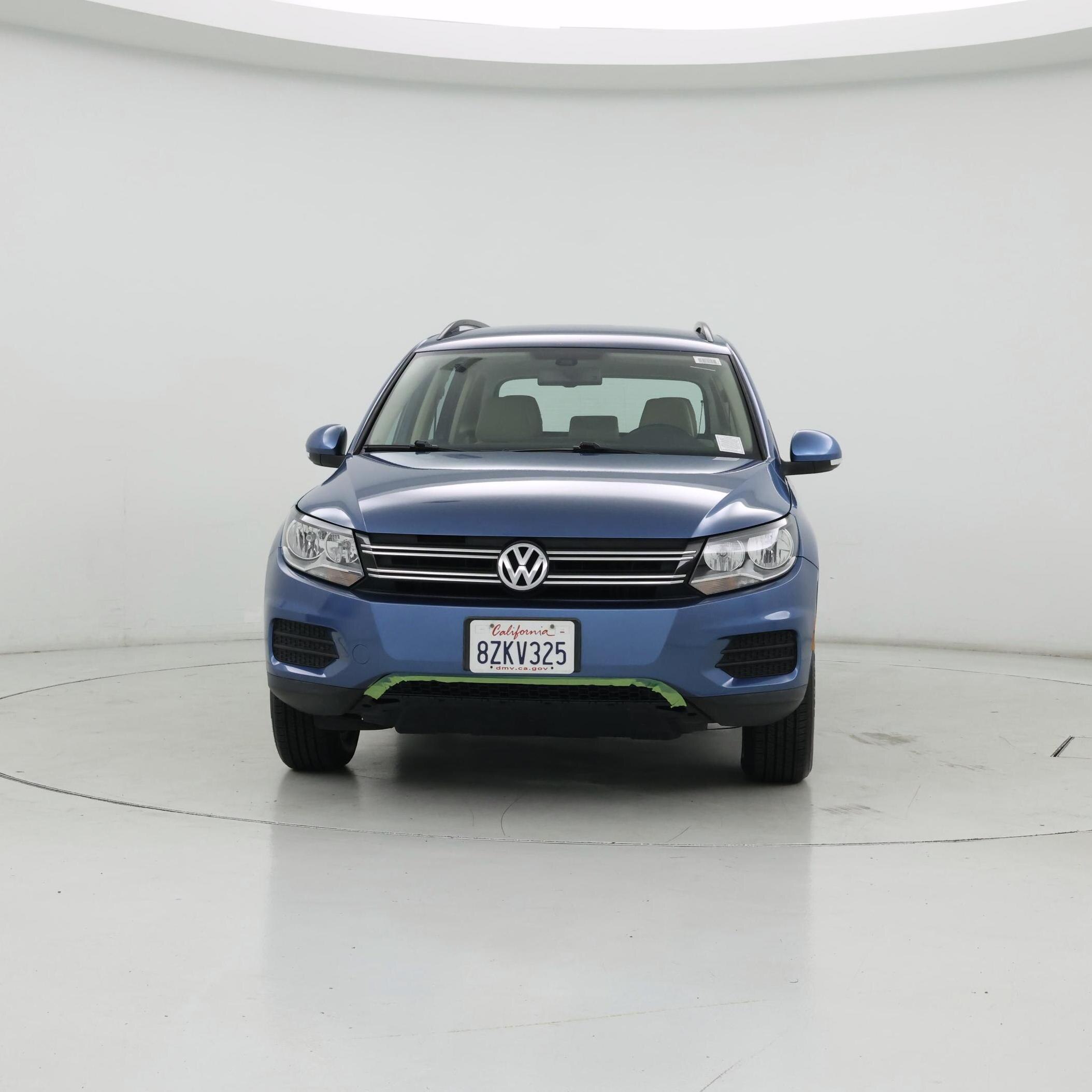 Thumbnail: 2017 Volkswagen Tiguan - 5