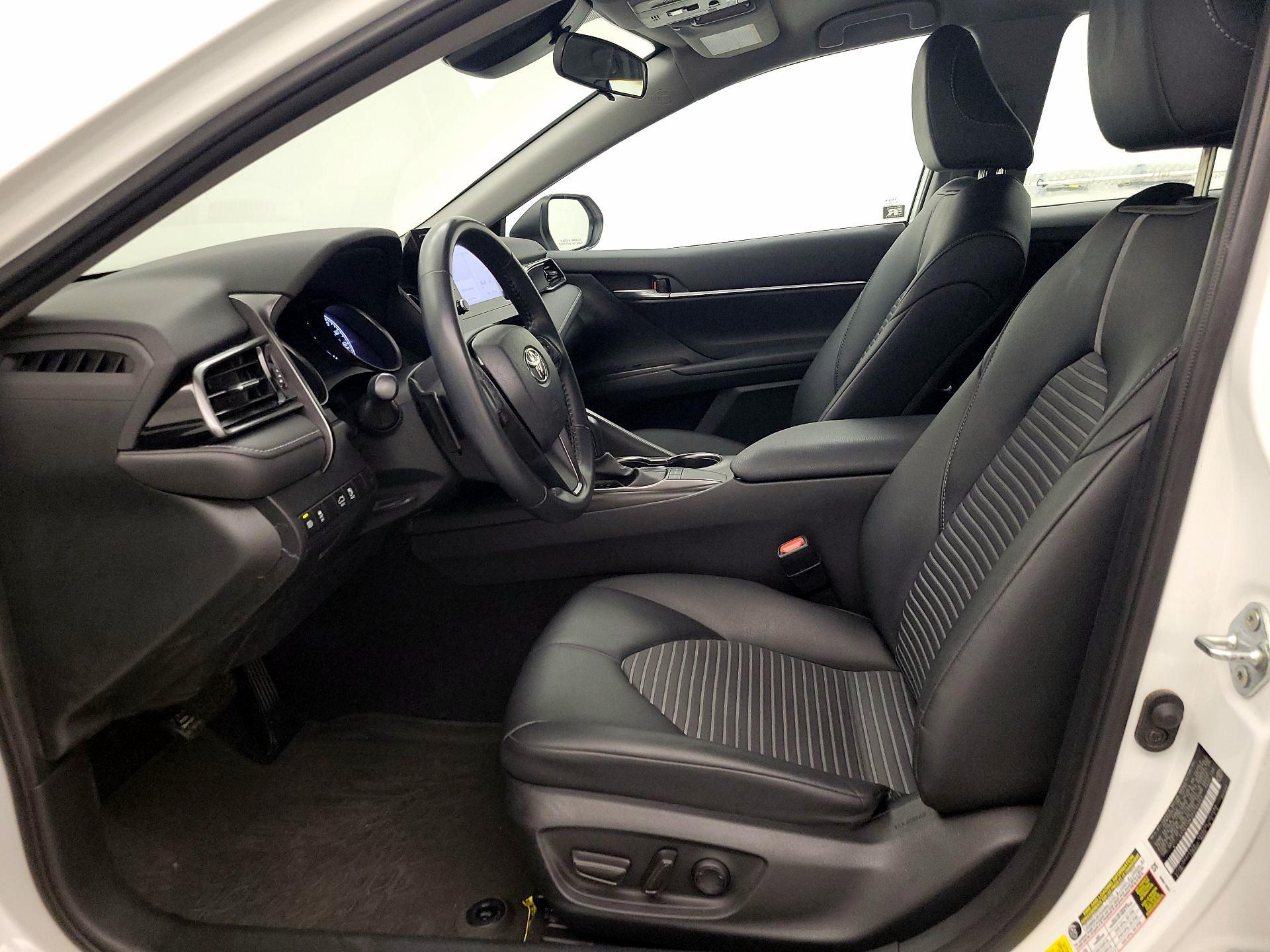 Thumbnail: 2023 Toyota Camry - 11