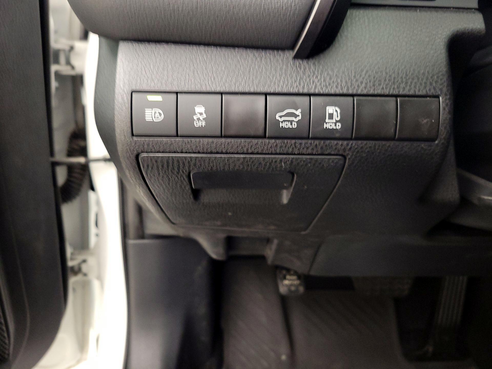 Thumbnail: 2023 Toyota Camry - 13