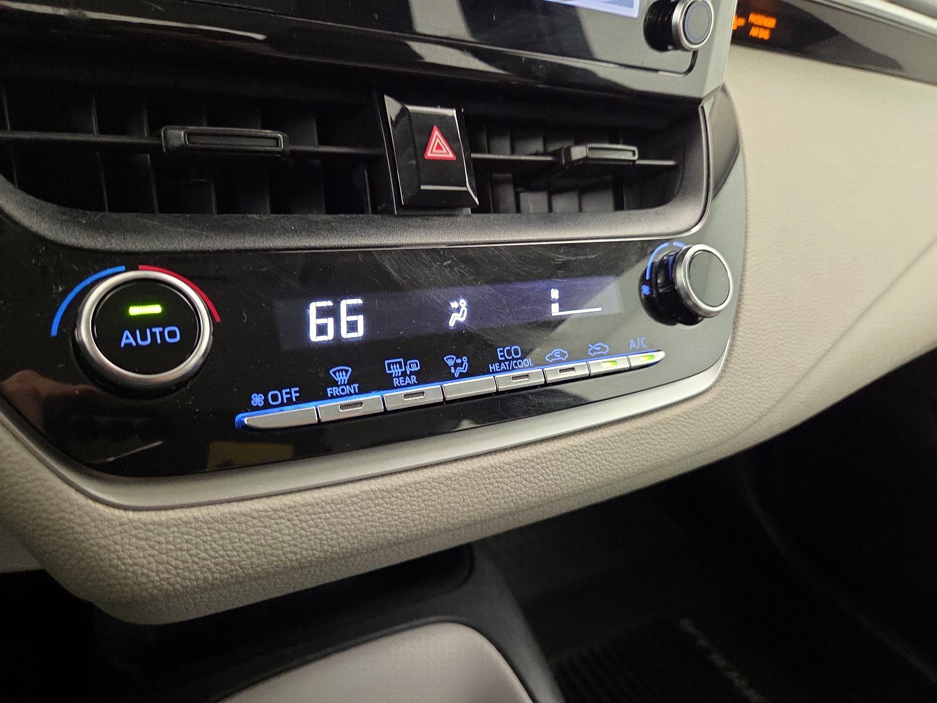 Thumbnail: 2020 Toyota Corolla - 16