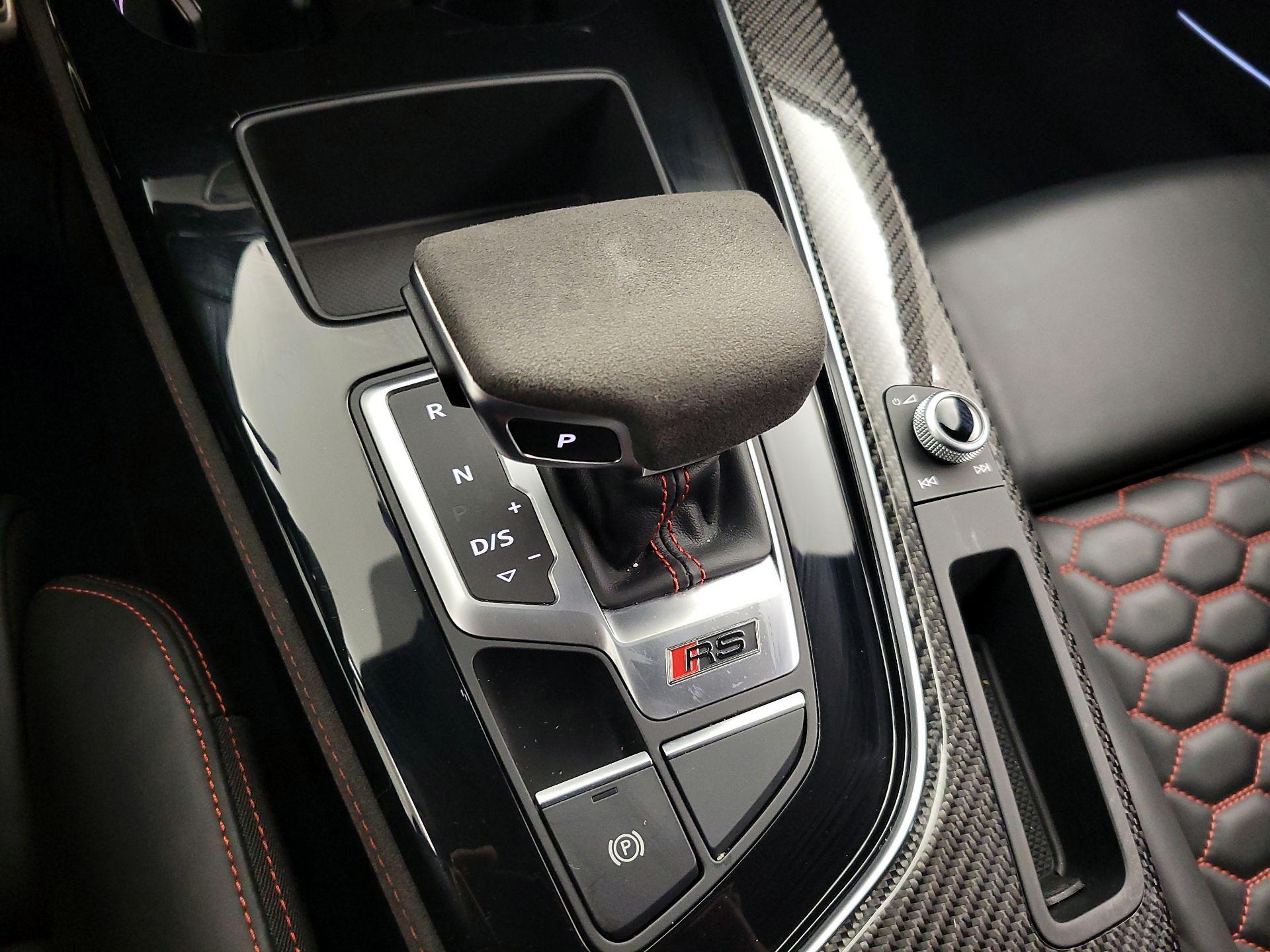 Thumbnail: 2024 Audi RS 5 - 17