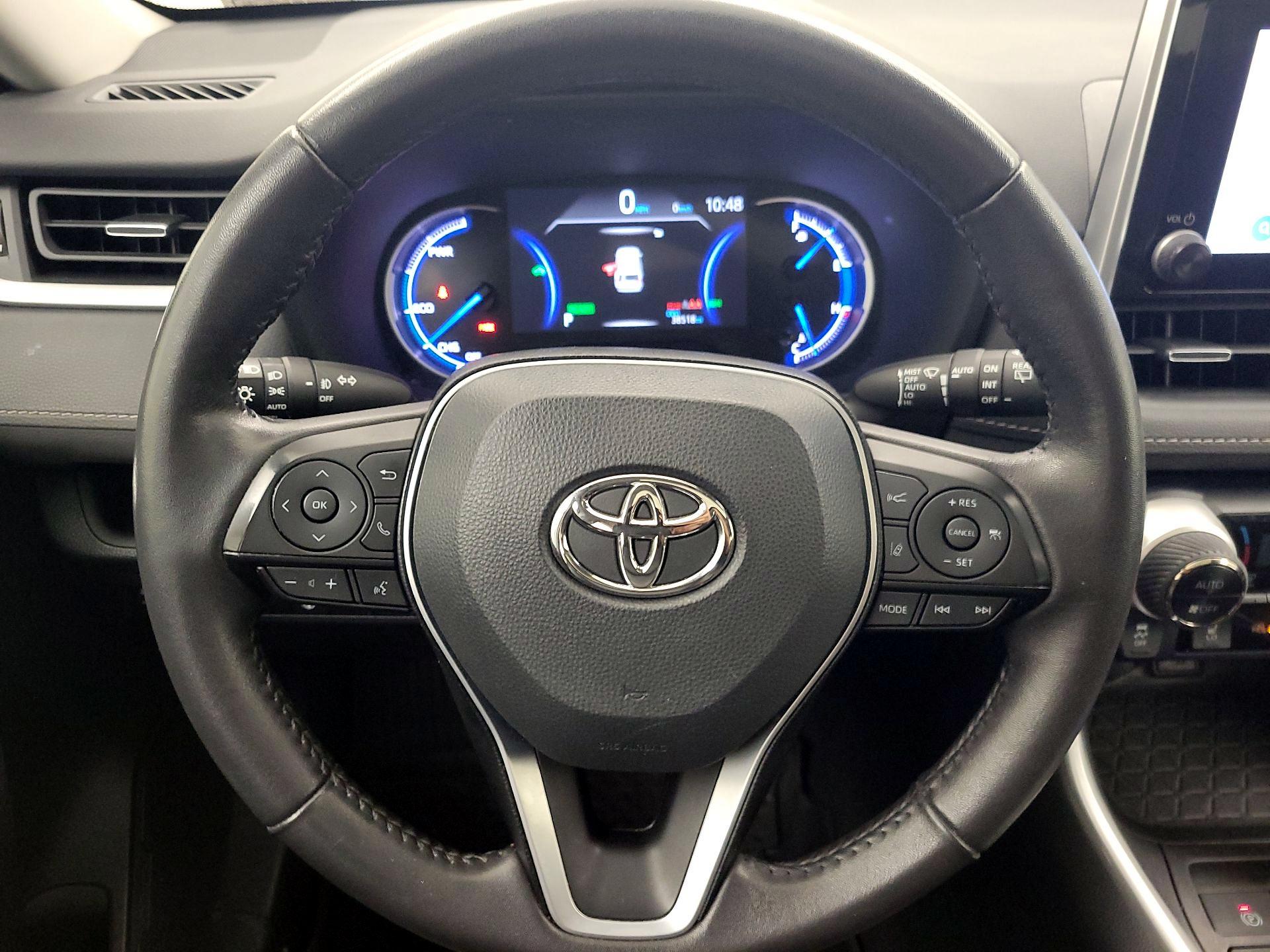 Thumbnail: 2023 Toyota RAV4 - 10